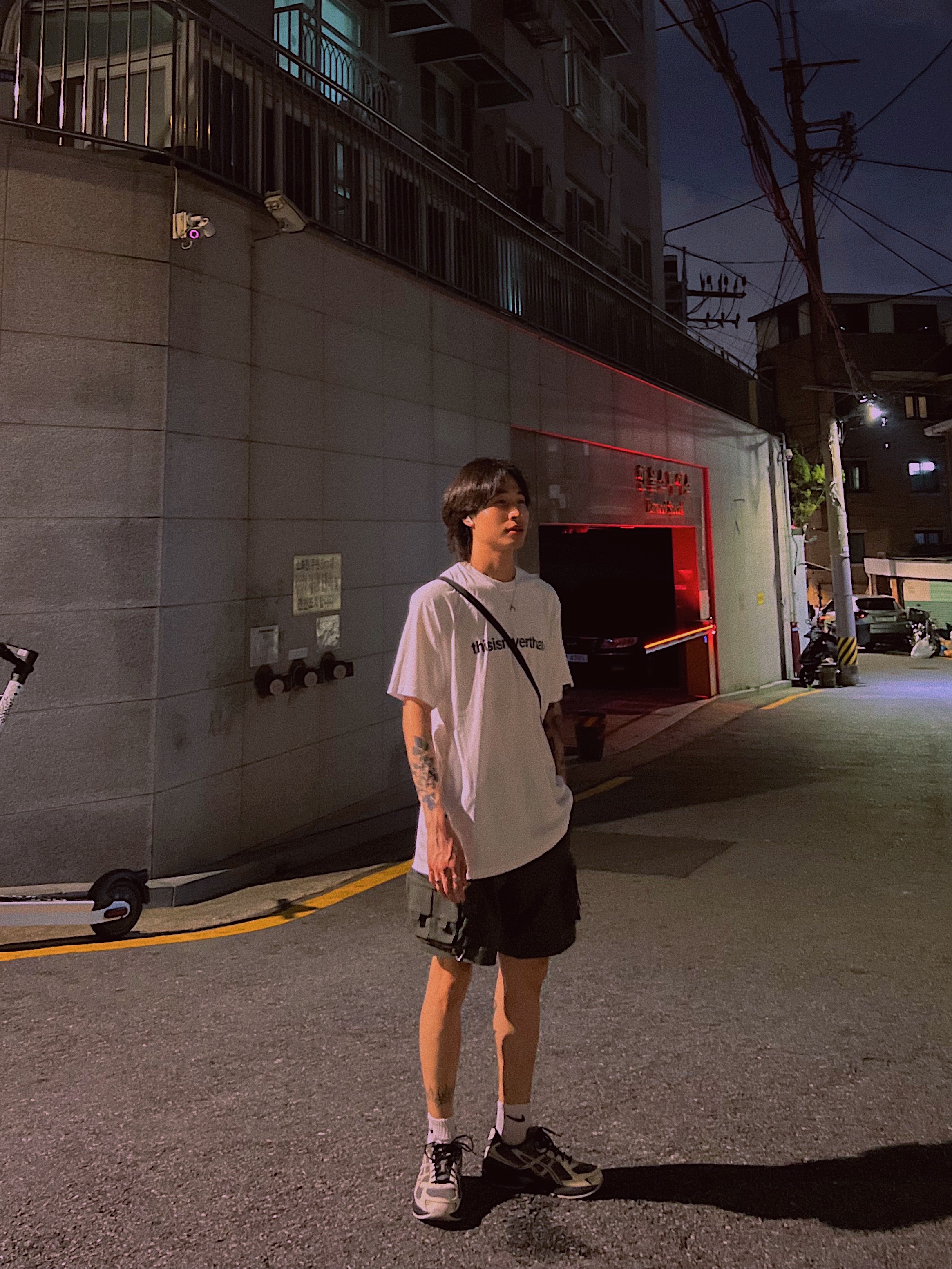Asics x I4P Gel-1130 Mink Glacier Grey, Nike ACG Cargo Shorts Sequoia - Asia 착용 스타일 - 3