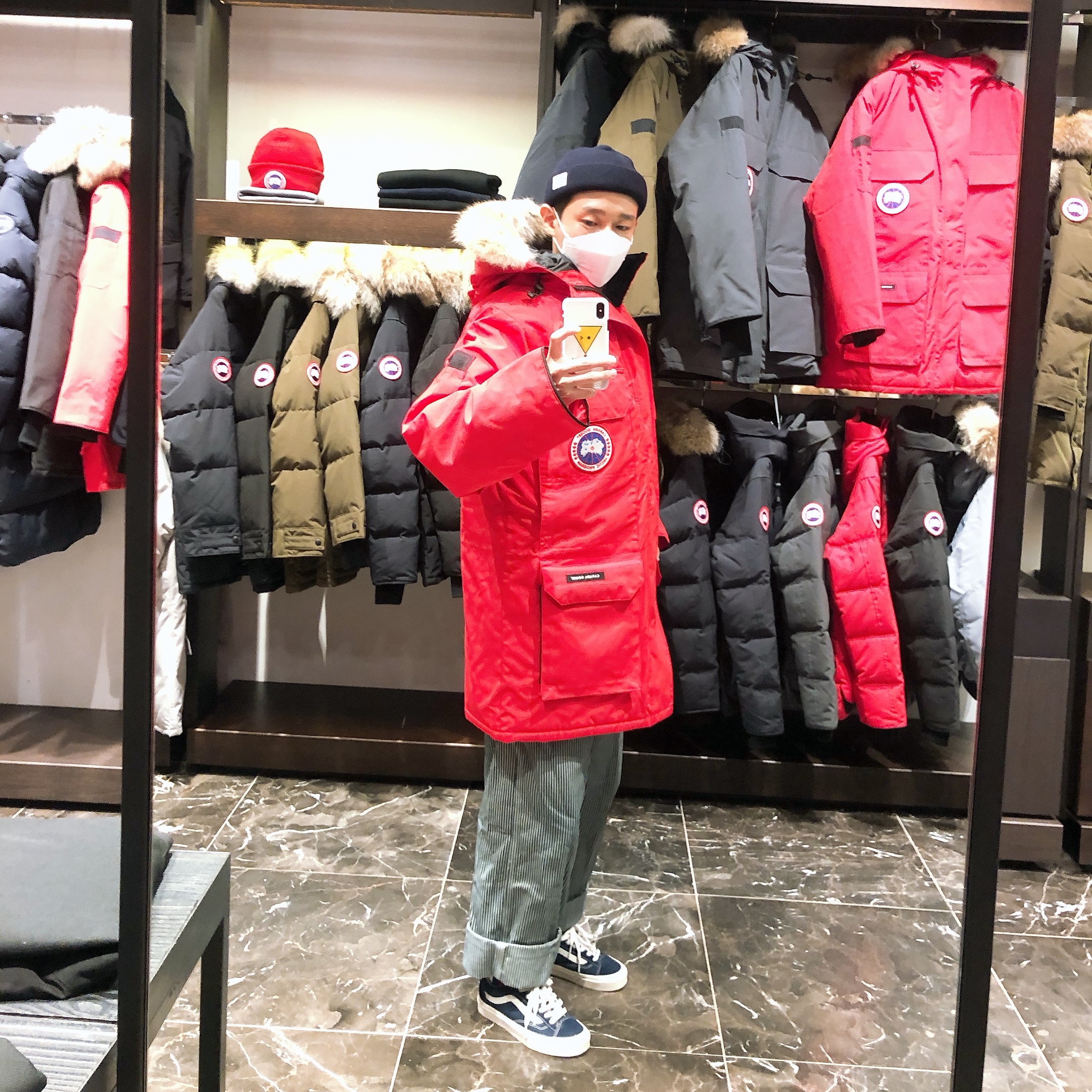 Canada Goose Expedition Parka Fusion Fit Red 착용 스타일