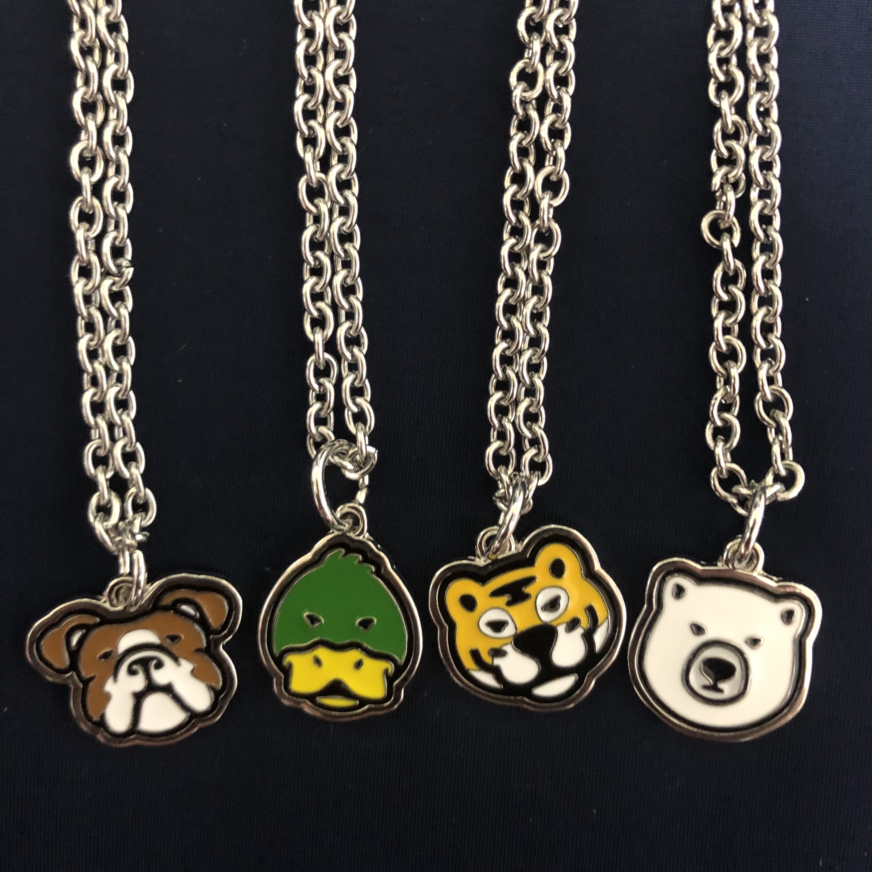 Human Made Animal Necklace Tiger Yellow, Human Made Animal Necklace Bear White 착용 스타일