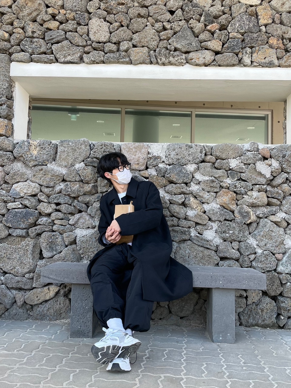 Axel Arigato Marathon Runner White Silver 착용 스타일 - 2