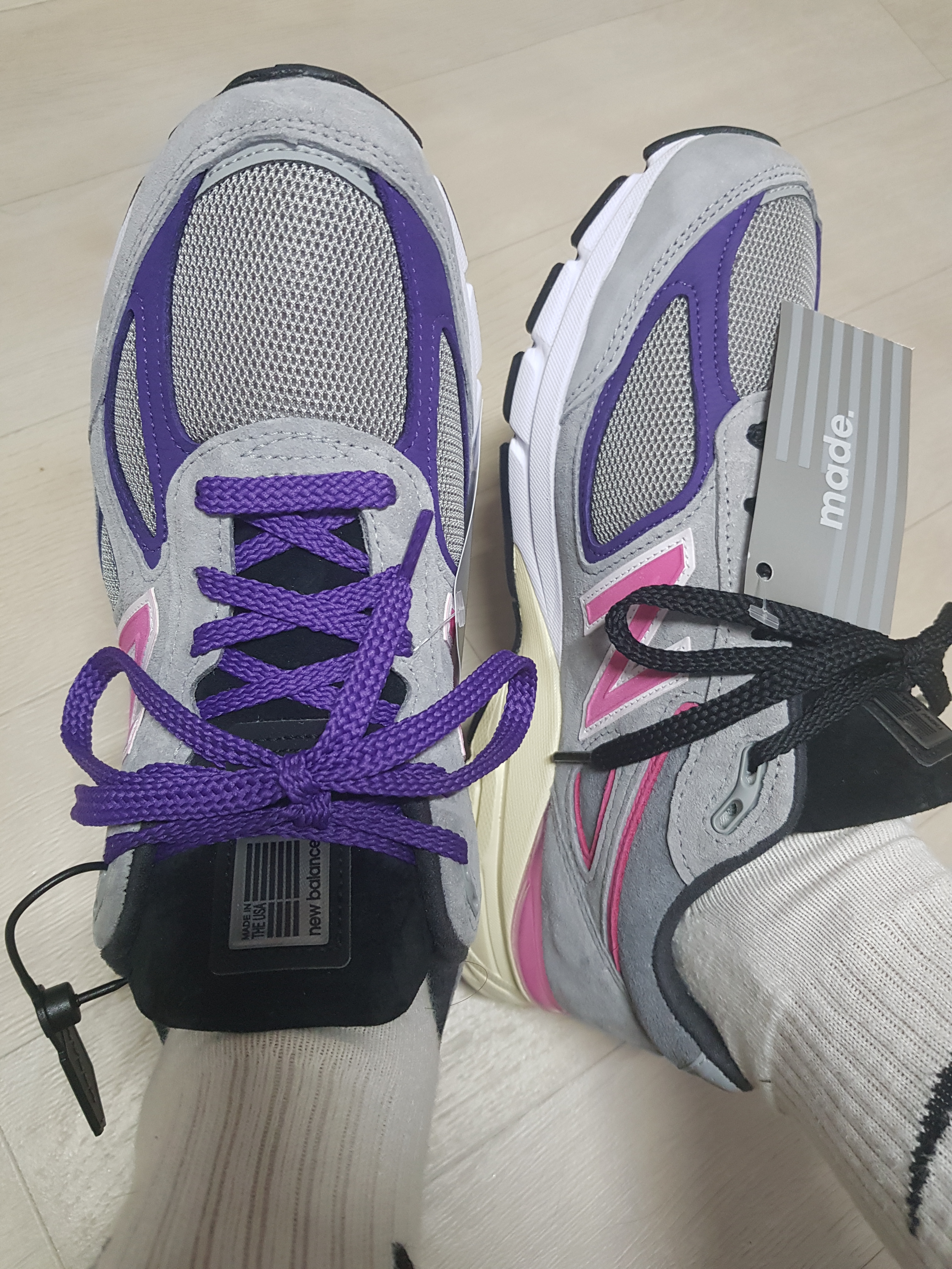 New Balance x Kith x United Arrows & Sons 990v4 Made in USA Grey Pink 착용 스타일
