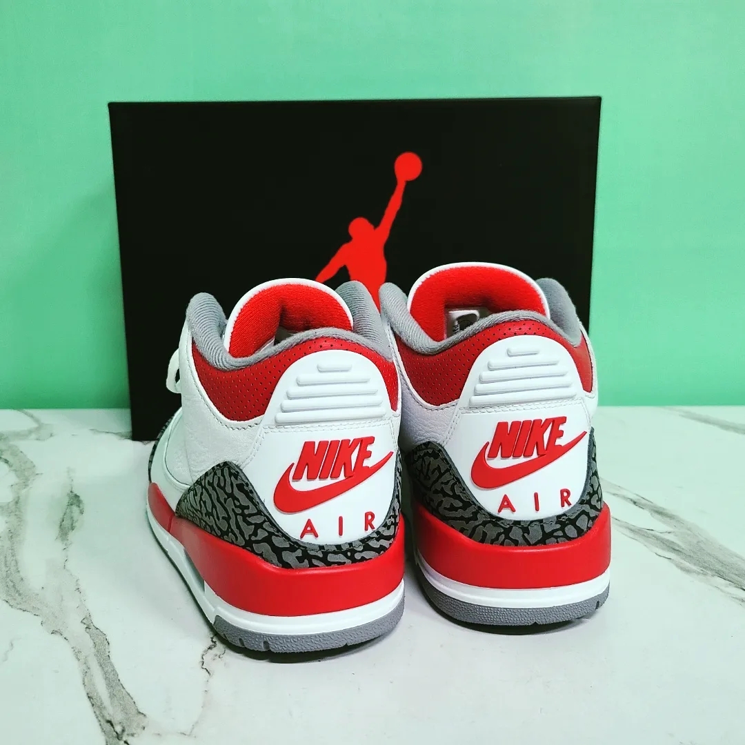 Jordan 3 Retro Fire Red 2022 착용 스타일 - 4