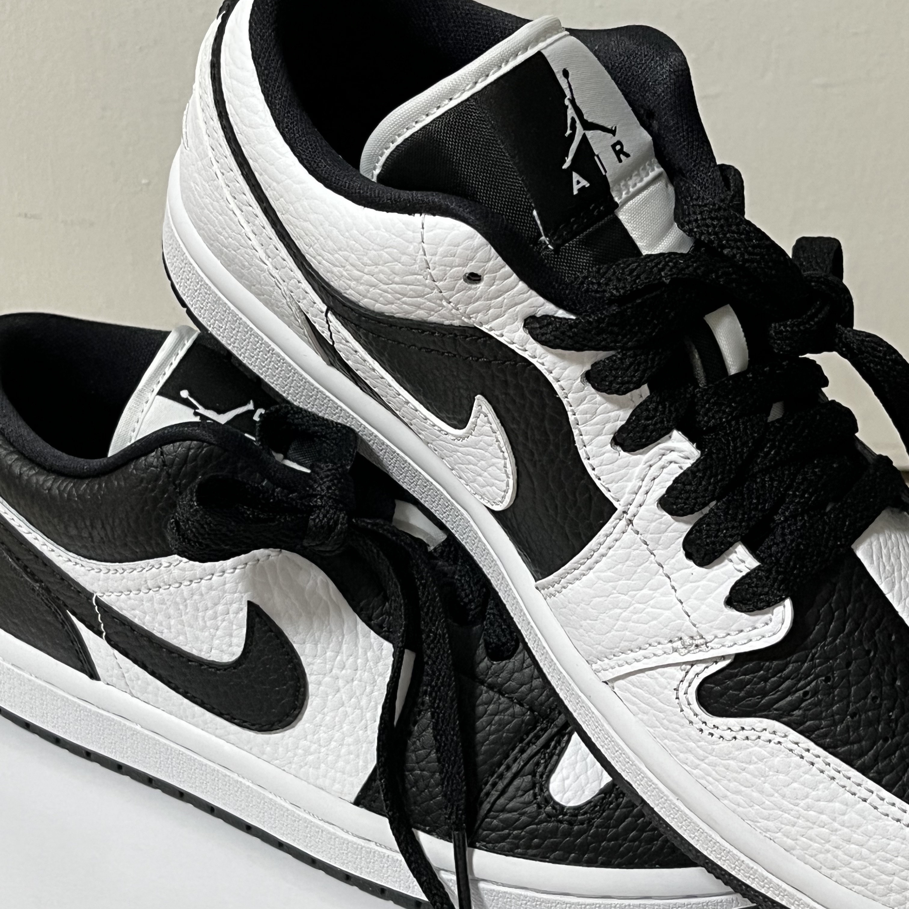 (W) Jordan 1 Low SE Black White 착용 스타일