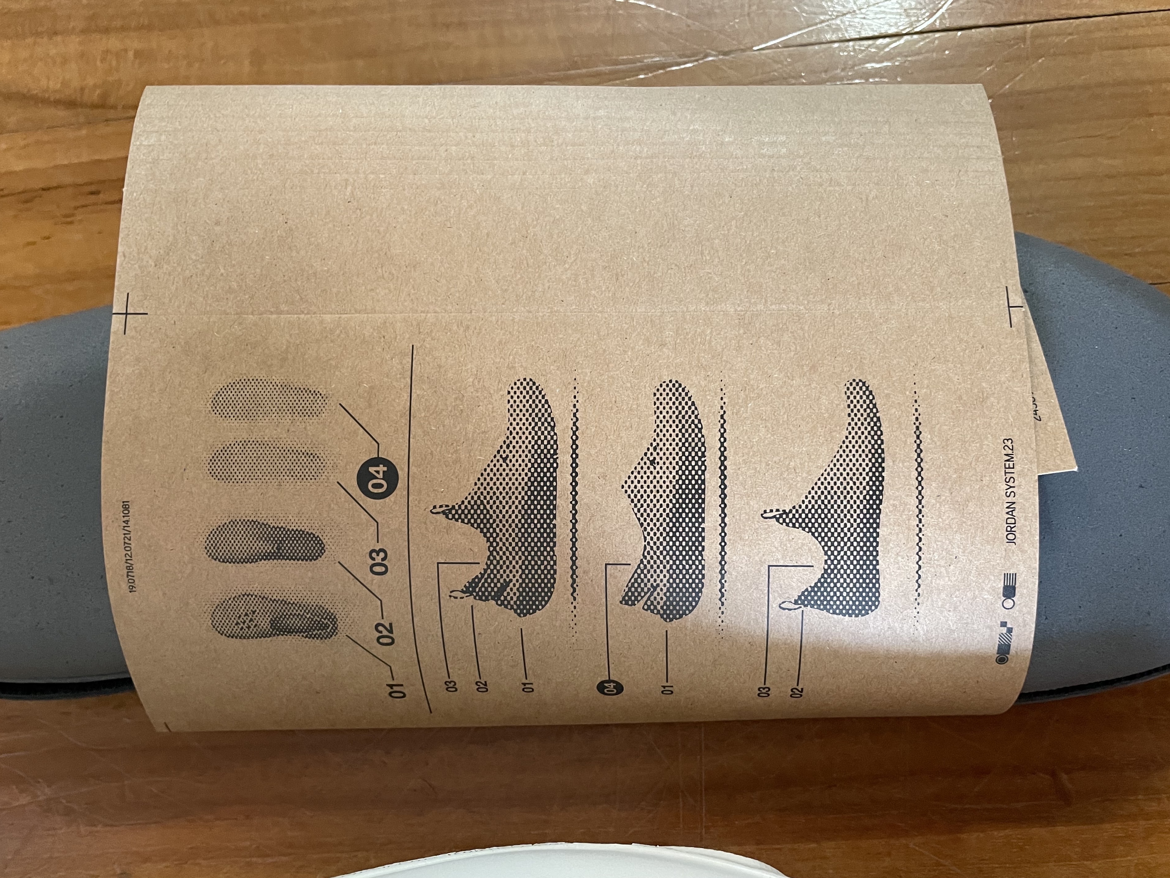 Jordan System .23 Sail and Cement Grey 착용 스타일 - 5