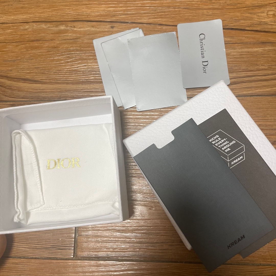 Dior Saddle Flap Card Holder Blue Dior Oblique Jacquard 착용 스타일