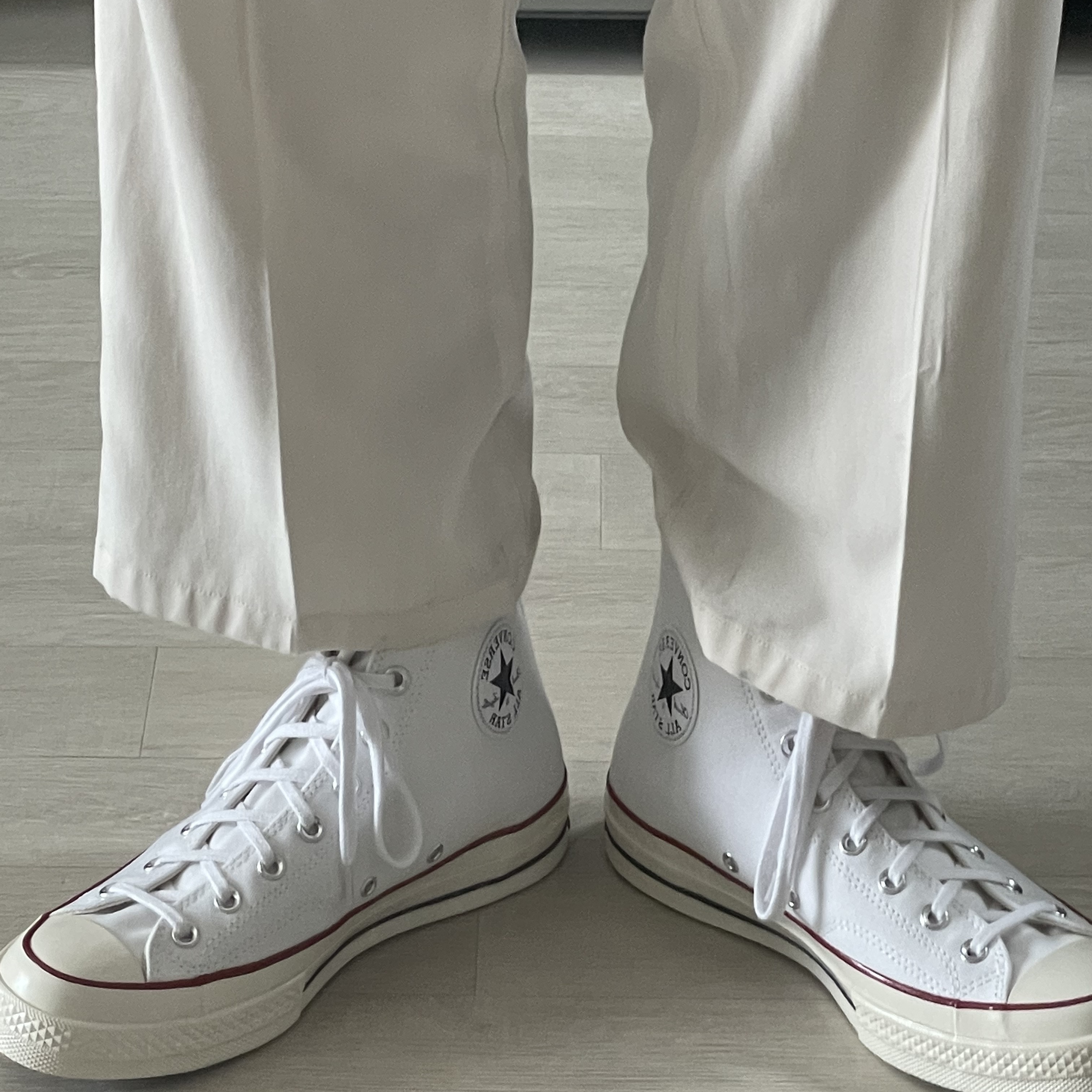 Converse Chuck 70 High Vintage Canvas White 착용 스타일 - 2