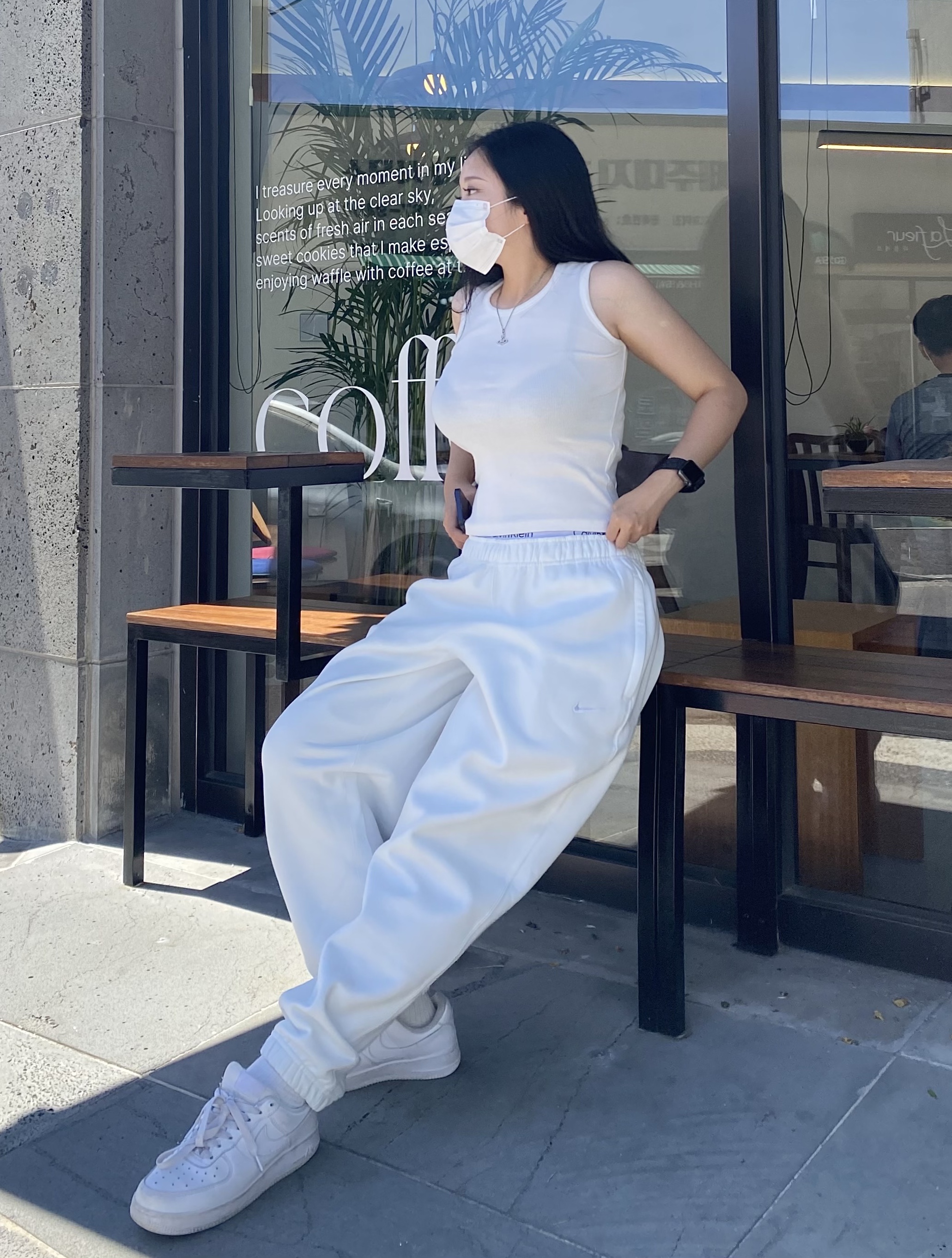 Nike NRG Solo Swoosh Fleece Pants Summit White - Asia, Nike Air Force 1 '07 Low White 착용 스타일