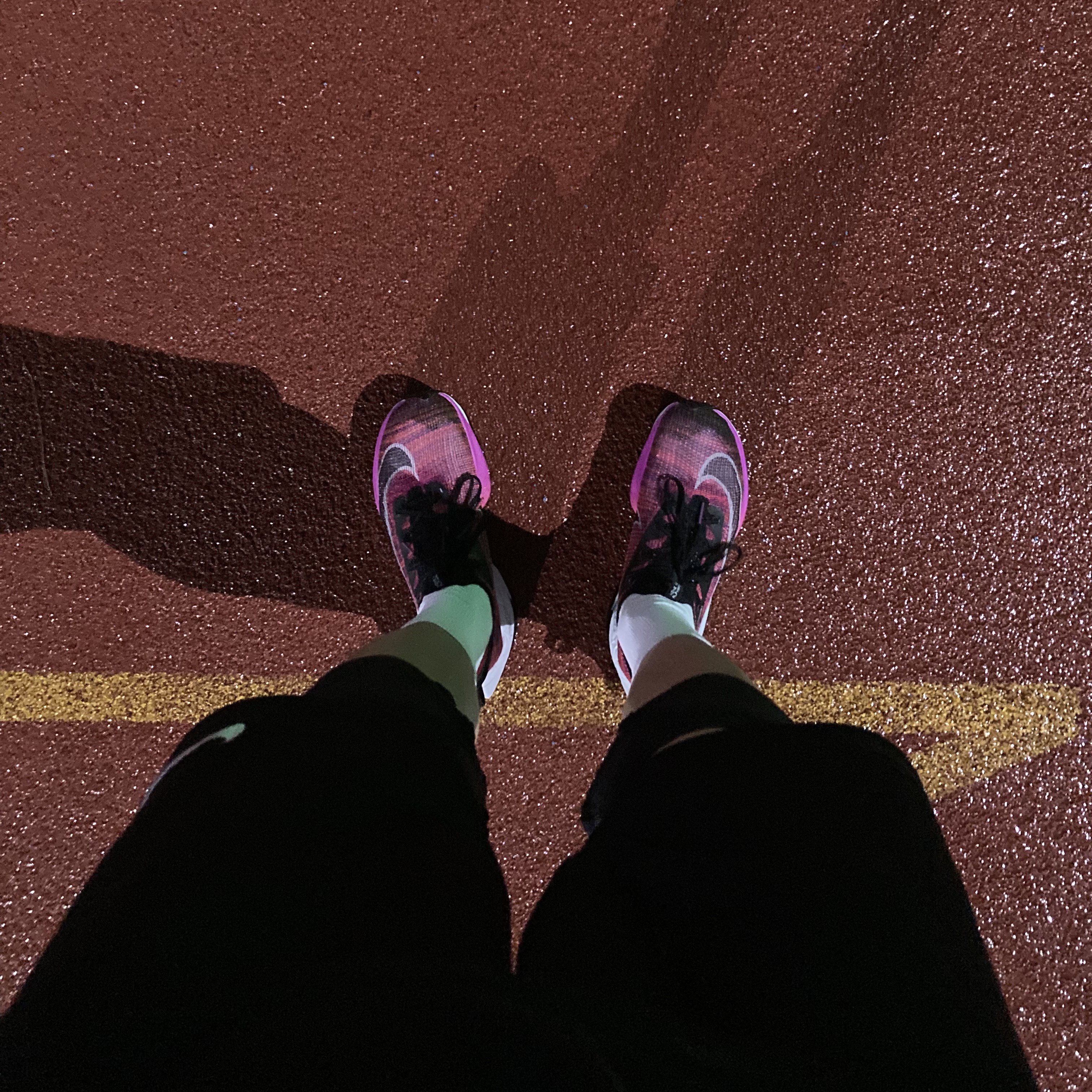 Nike Air Zoom Alphafly Next% Hyper Violet 착용 스타일