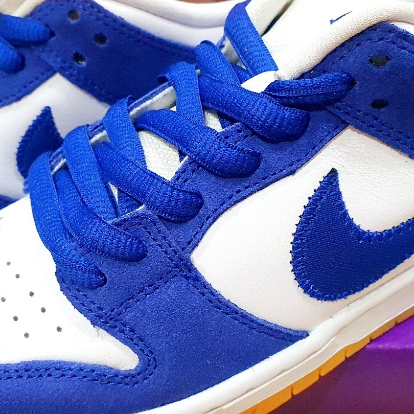 Nike SB Dunk Low Pro Premium Deep Royal Blue 착용 스타일