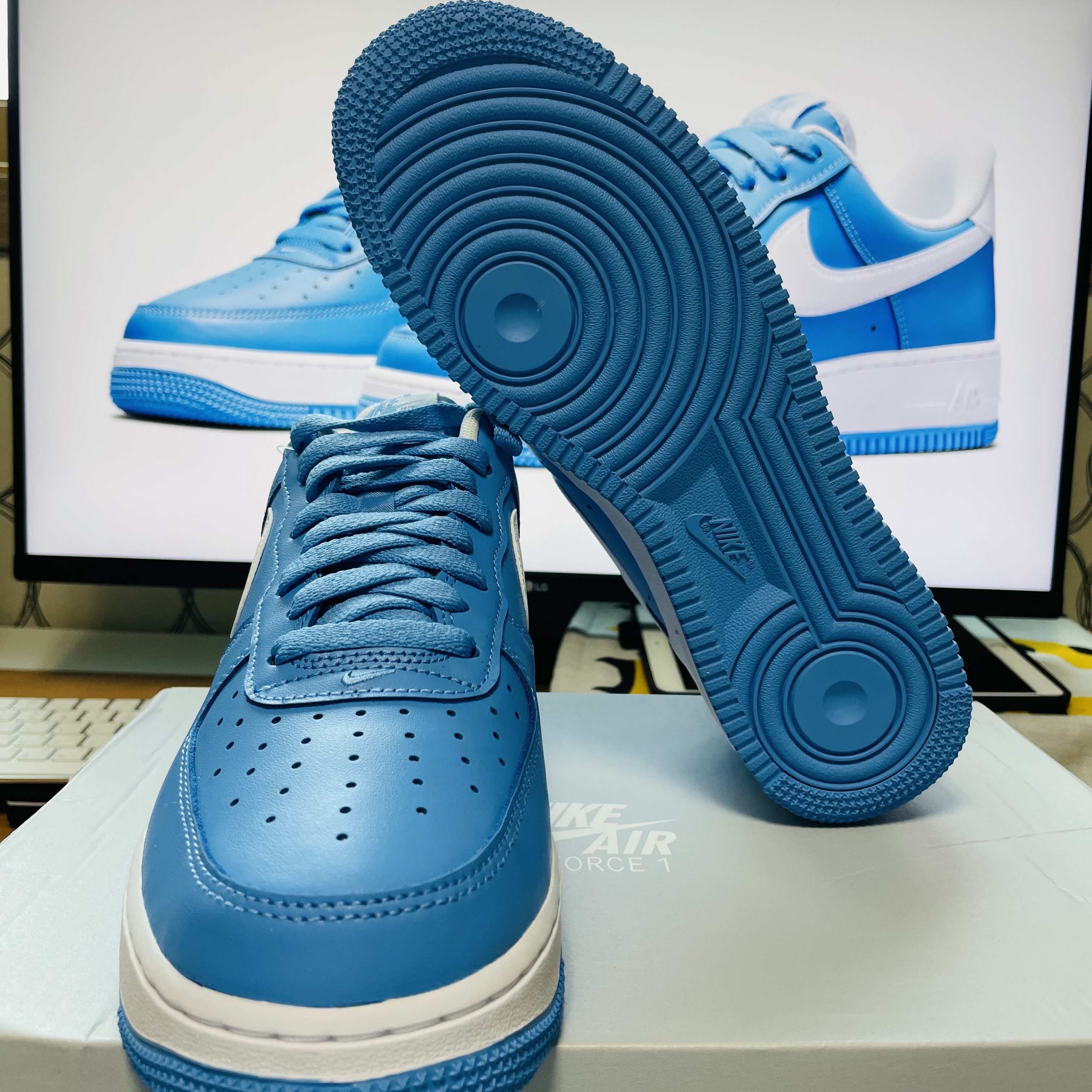 Nike Air Force 1 '07 Low University Blue 착용 스타일 - 5