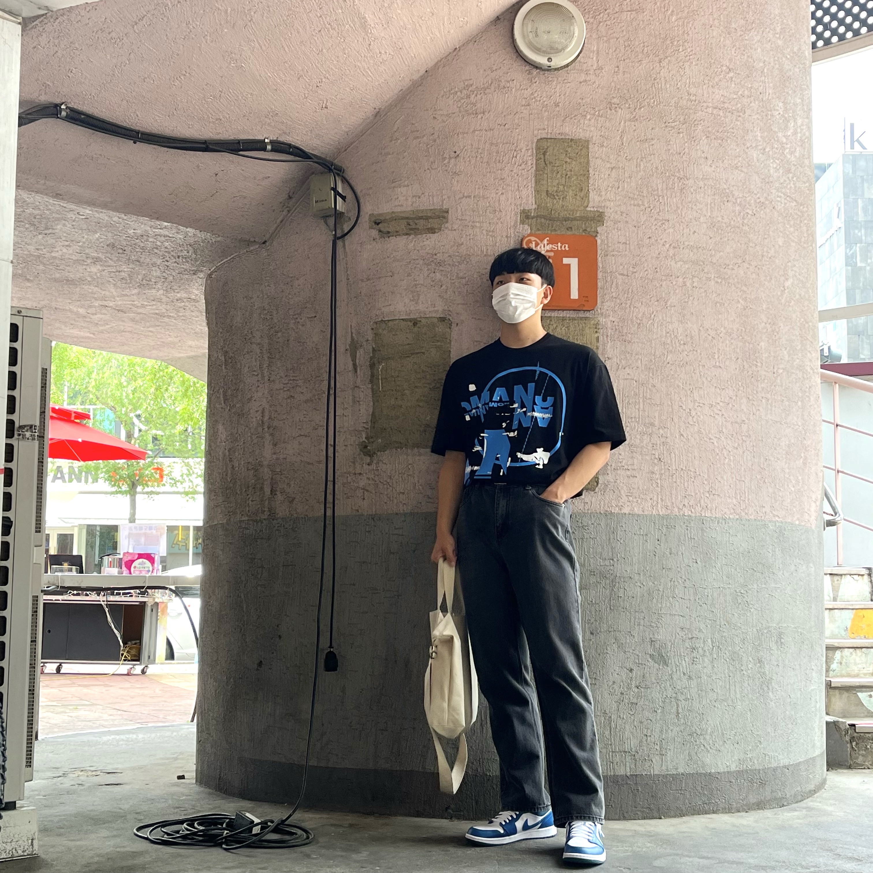 (W) Jordan 1 Low White Dark Marina Blue 착용 스타일