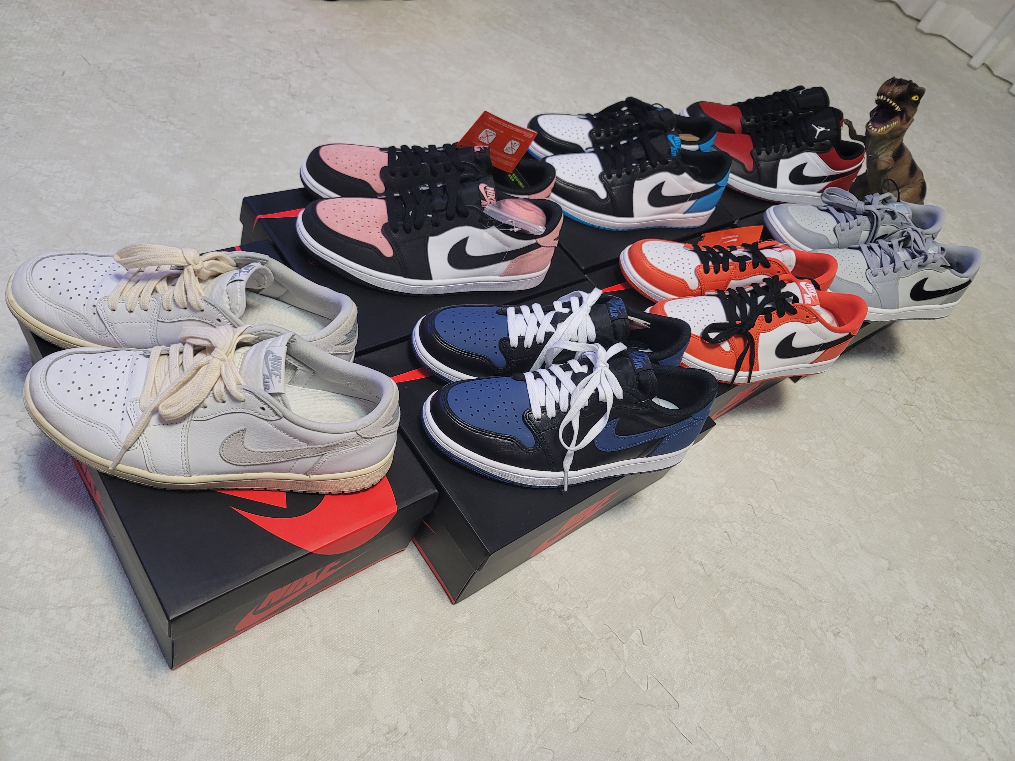 Jordan 1 Retro Low OG Black and Dark Powder Blue, Jordan 1 Low OG Starfish 착용 스타일