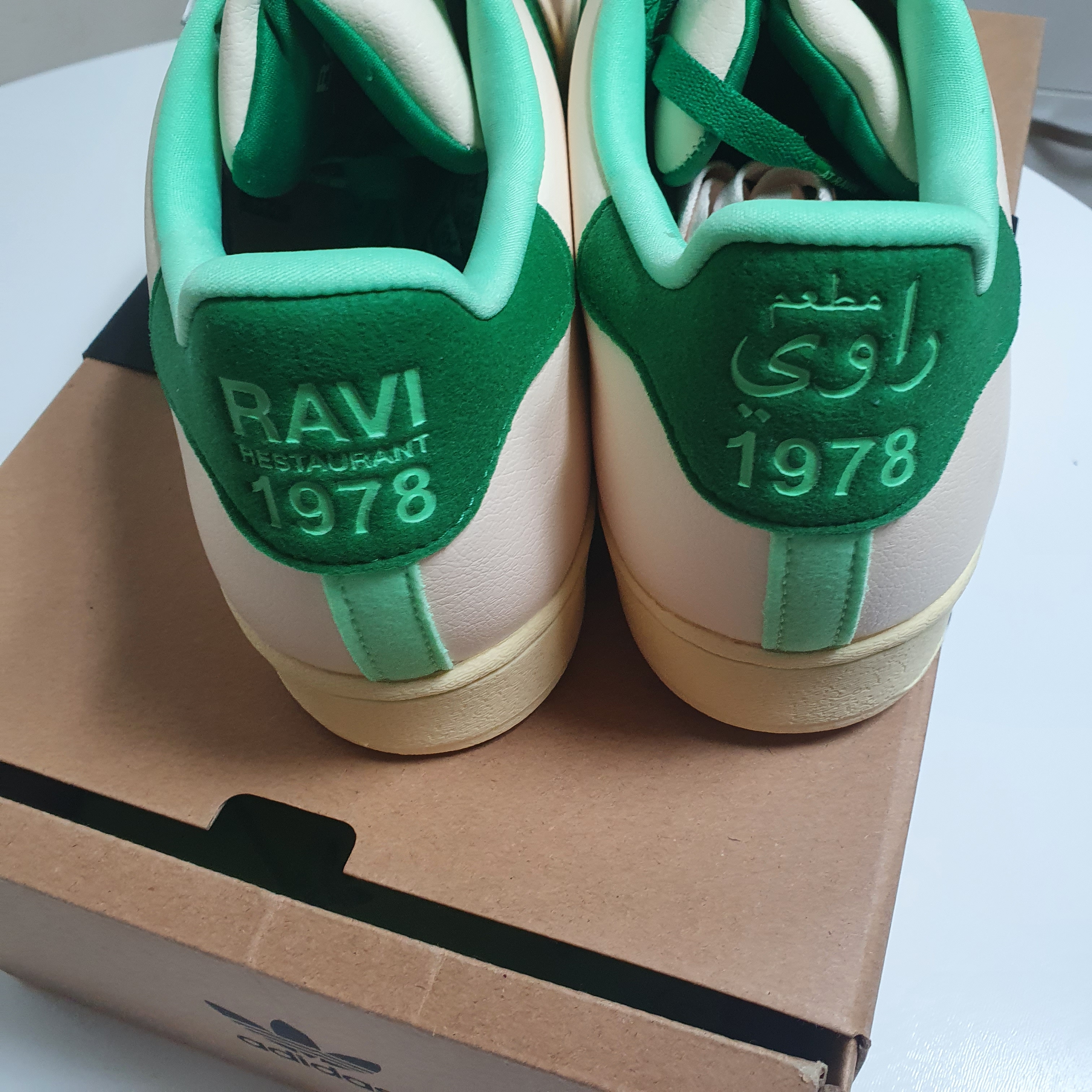 Adidas x Ravi Superstar Ecru Tint Green 착용 스타일 - 2