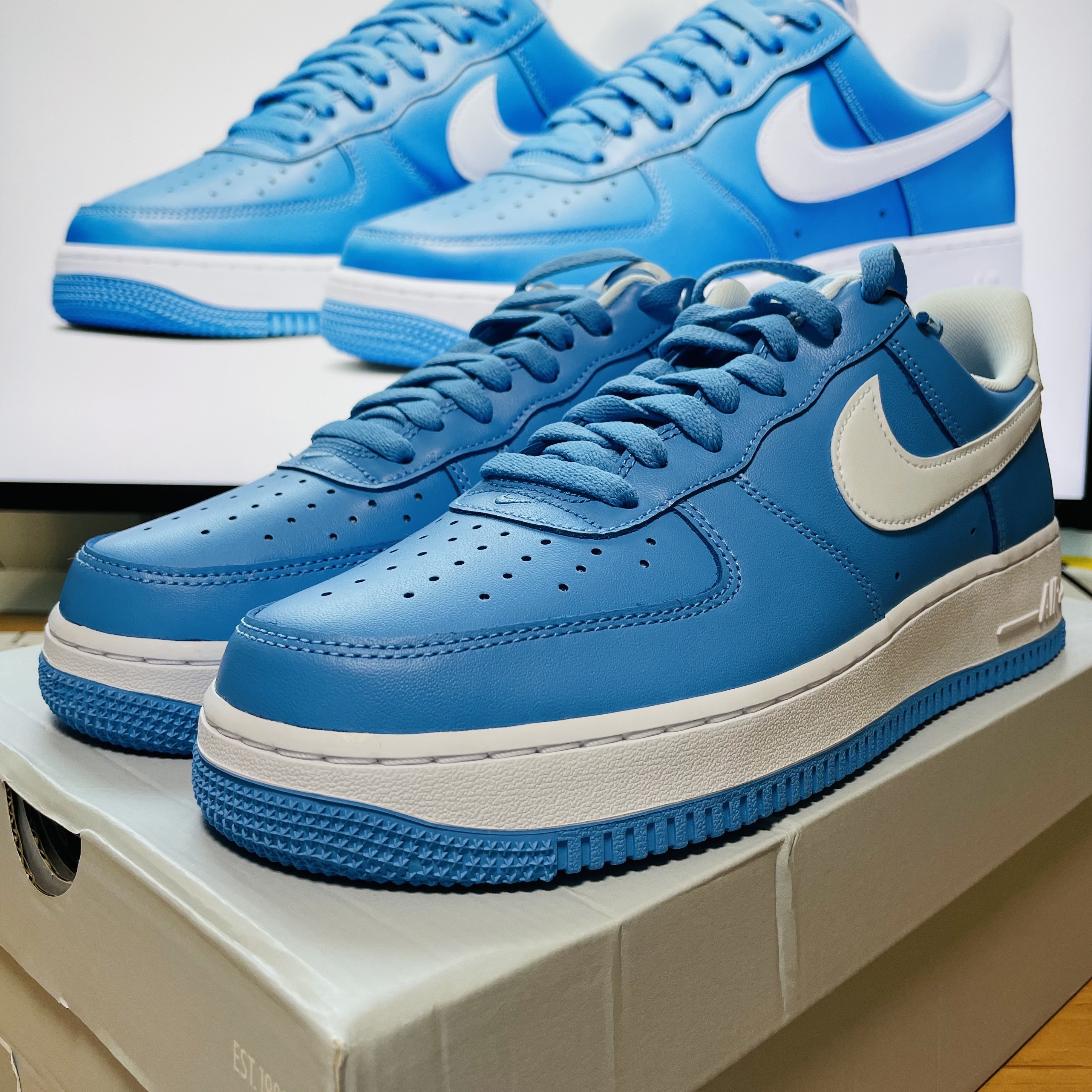 Nike Air Force 1 '07 Low University Blue 착용 스타일 - 2