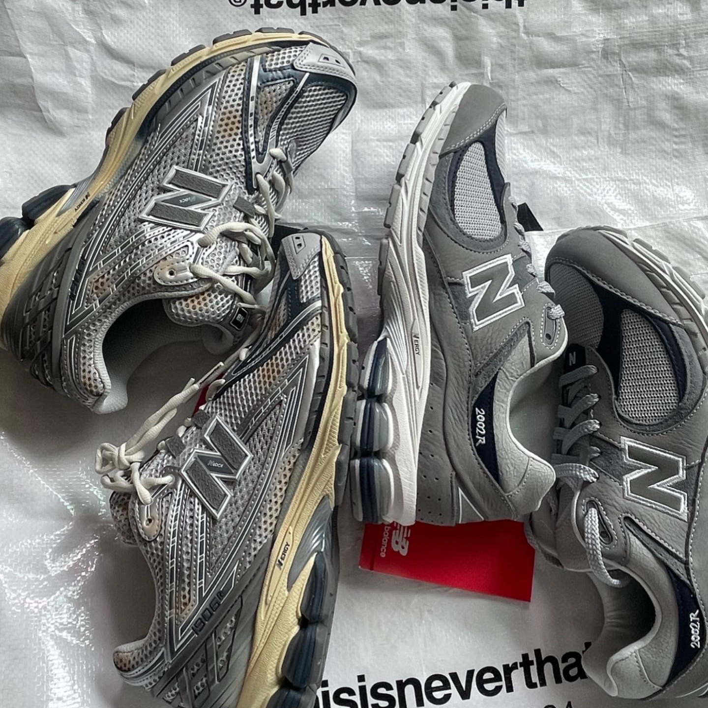 New Balance x Thisisneverthat 1906R 2022 Downtown Run, New Balance x Thisisneverthat 2002R 2022 Downtown Run 착용 스타일