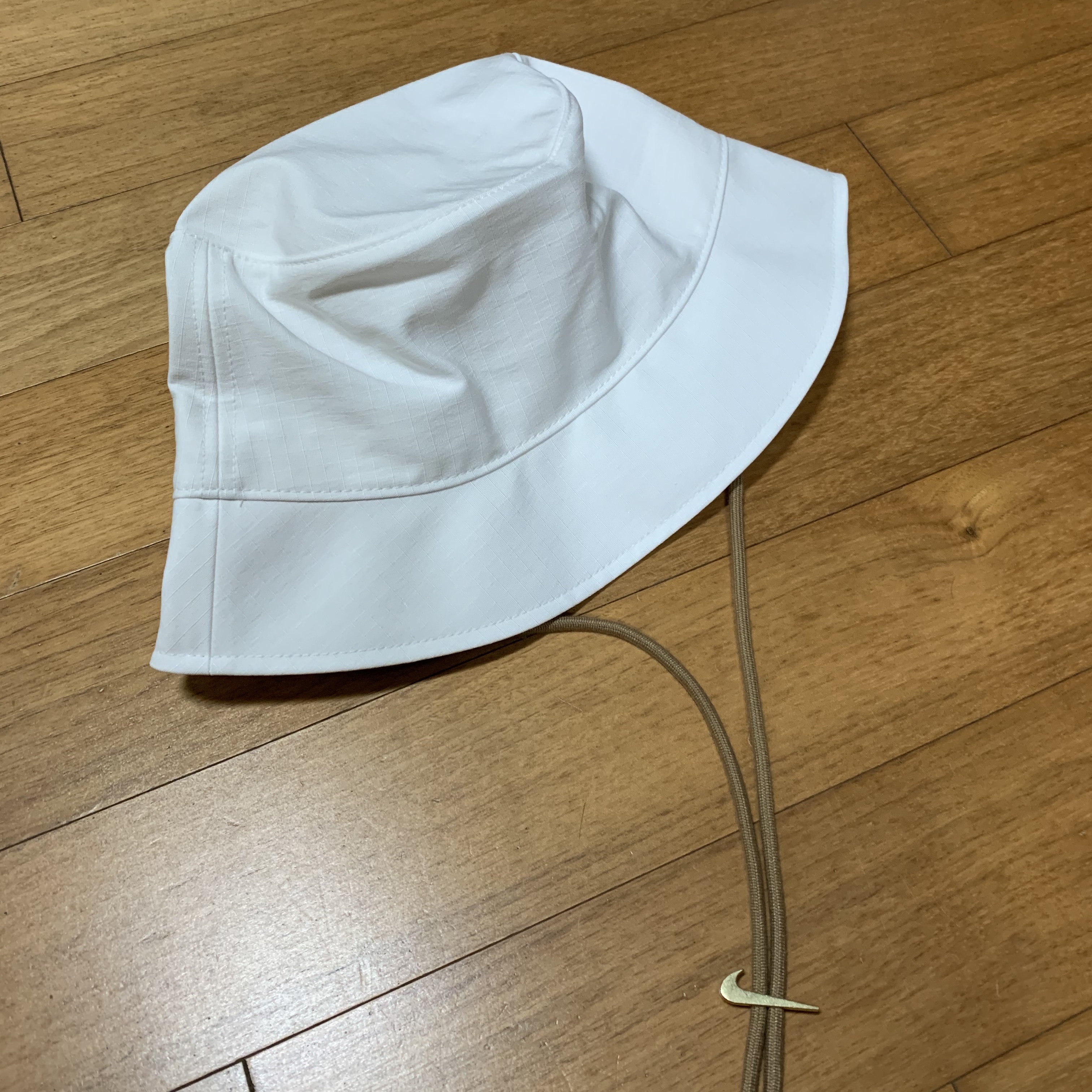 Nike x Jacquemus Bucket Hat White 착용 스타일