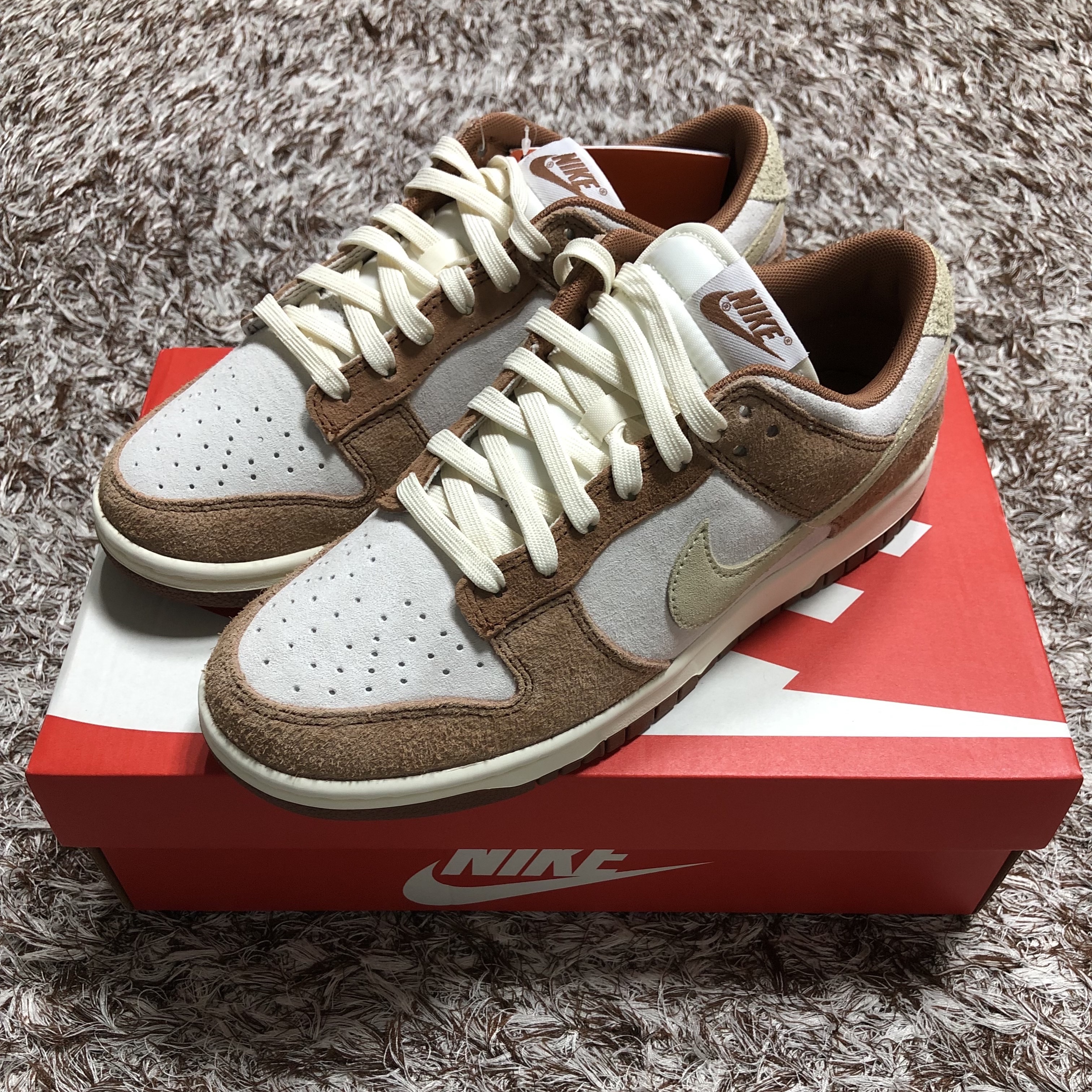 Nike Dunk Low Pro Premium Medium Curry 착용 스타일