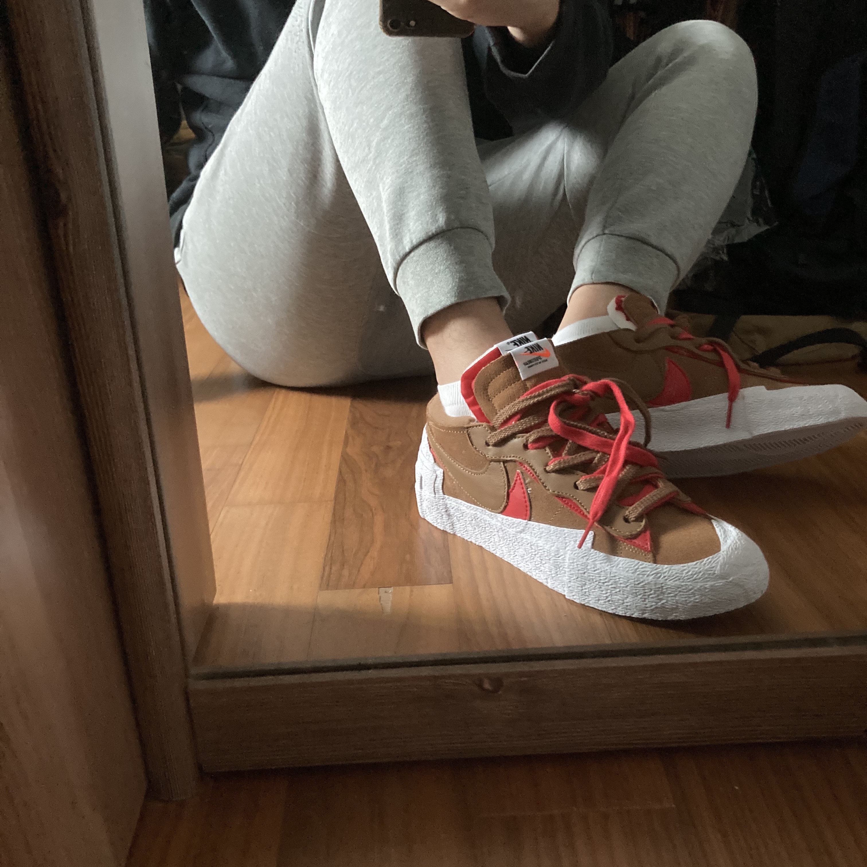 Nike x Sacai Blazer Low British Tan 착용 스타일