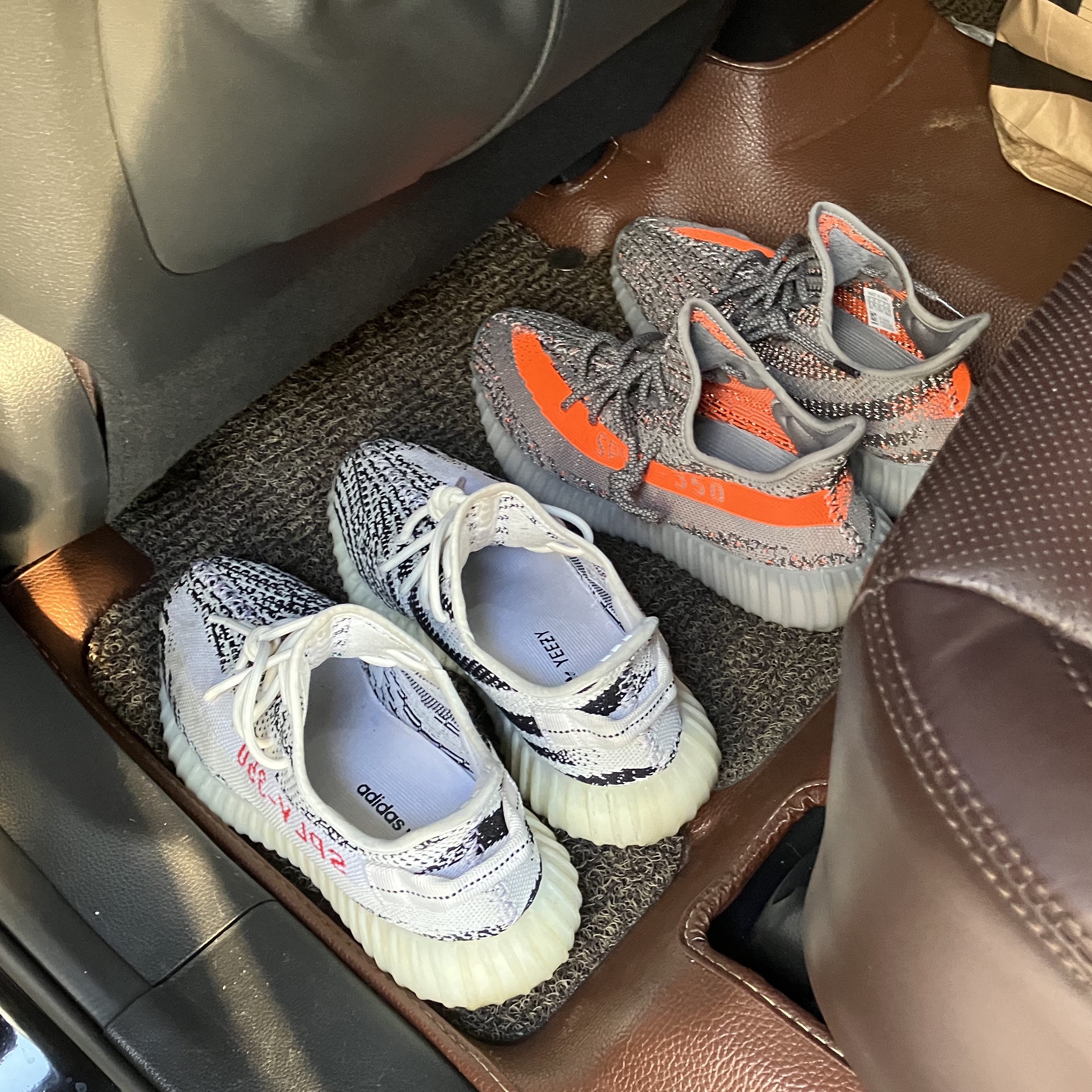 Adidas Yeezy Boost 350 V2 Beluga - Reflective, Adidas Yeezy Boost 350 V2 Zebra 2017/2019/2020 착용 스타일