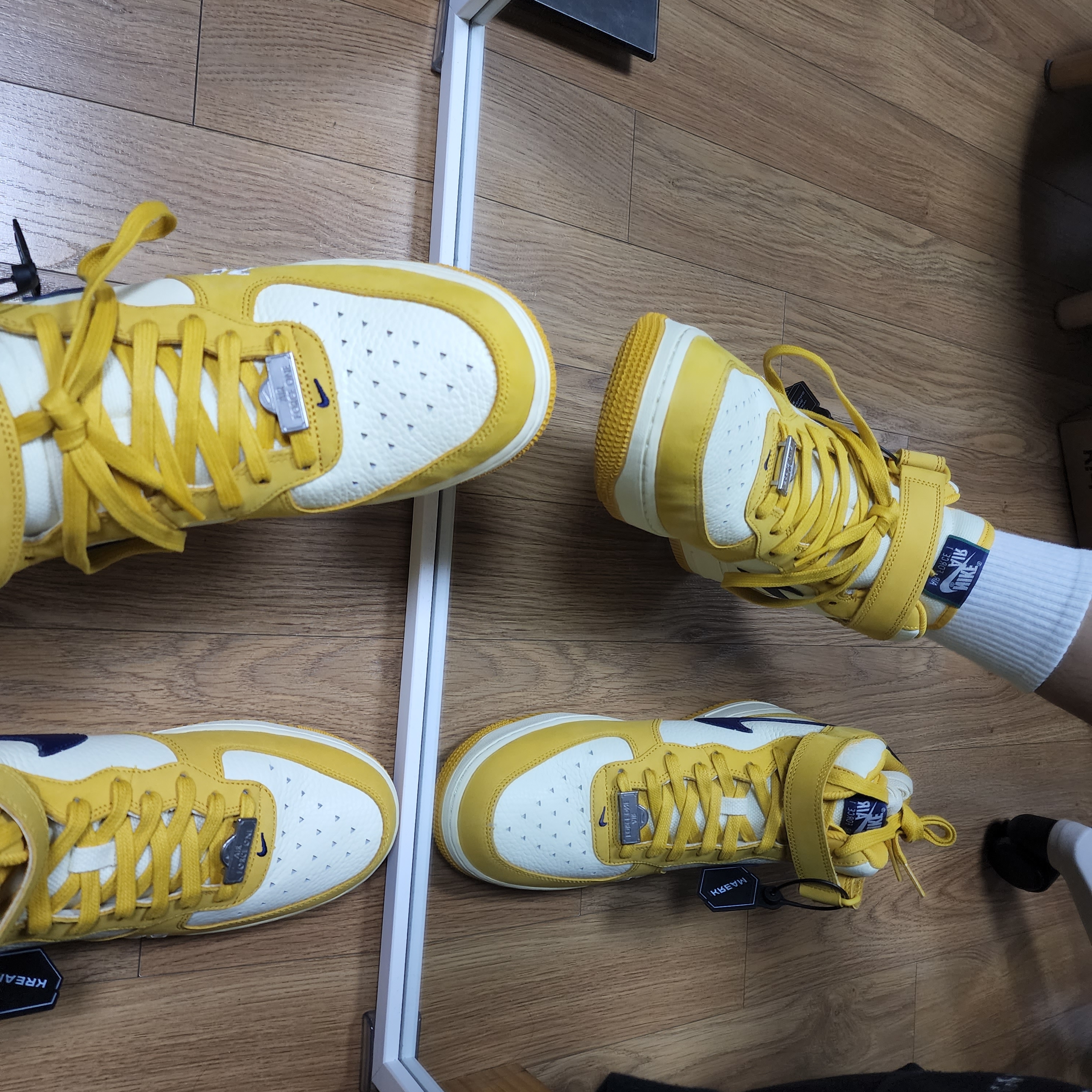 Nike Air Force 1 Mid Paris 착용 스타일 - 4