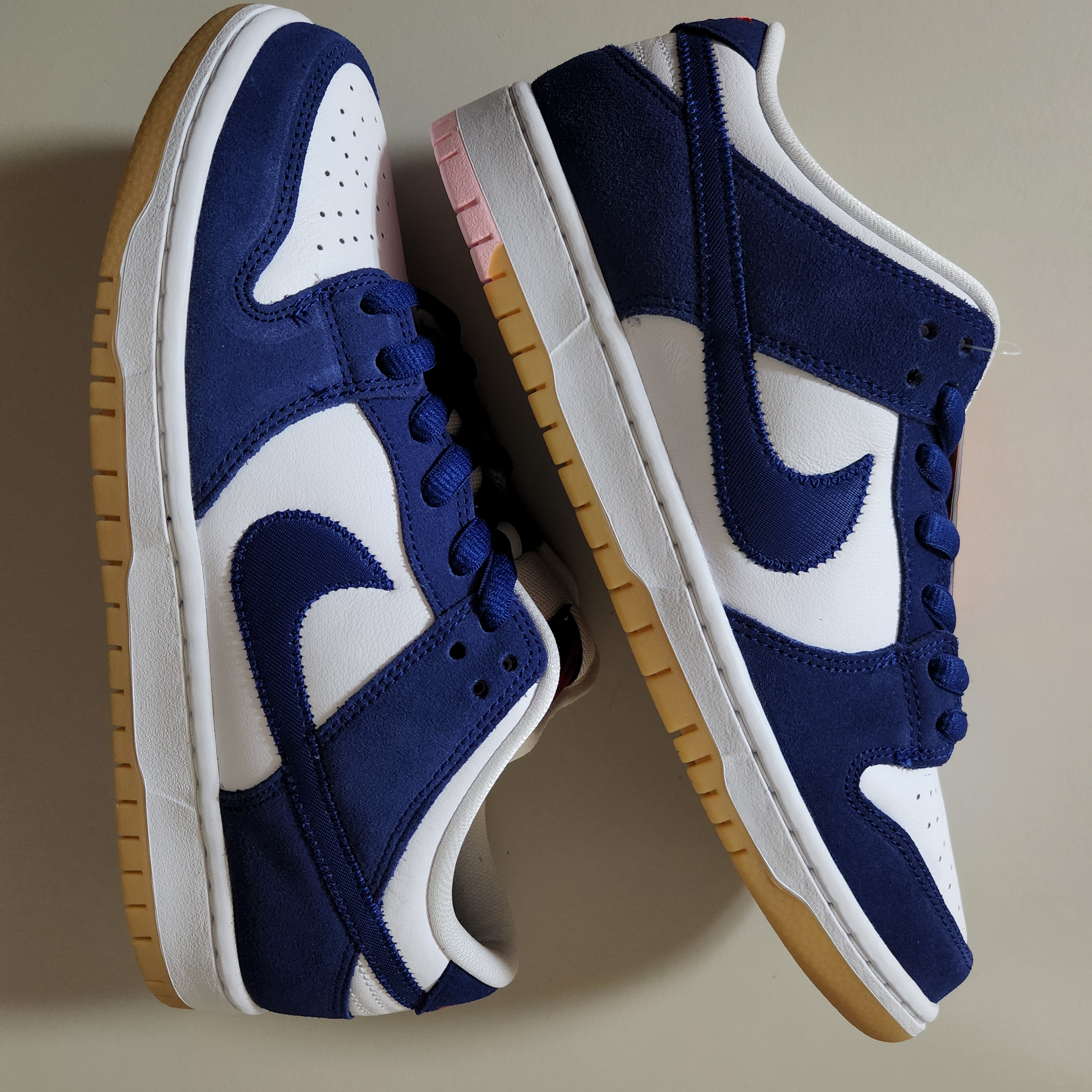 Nike SB Dunk Low Pro Premium Deep Royal Blue 착용 스타일