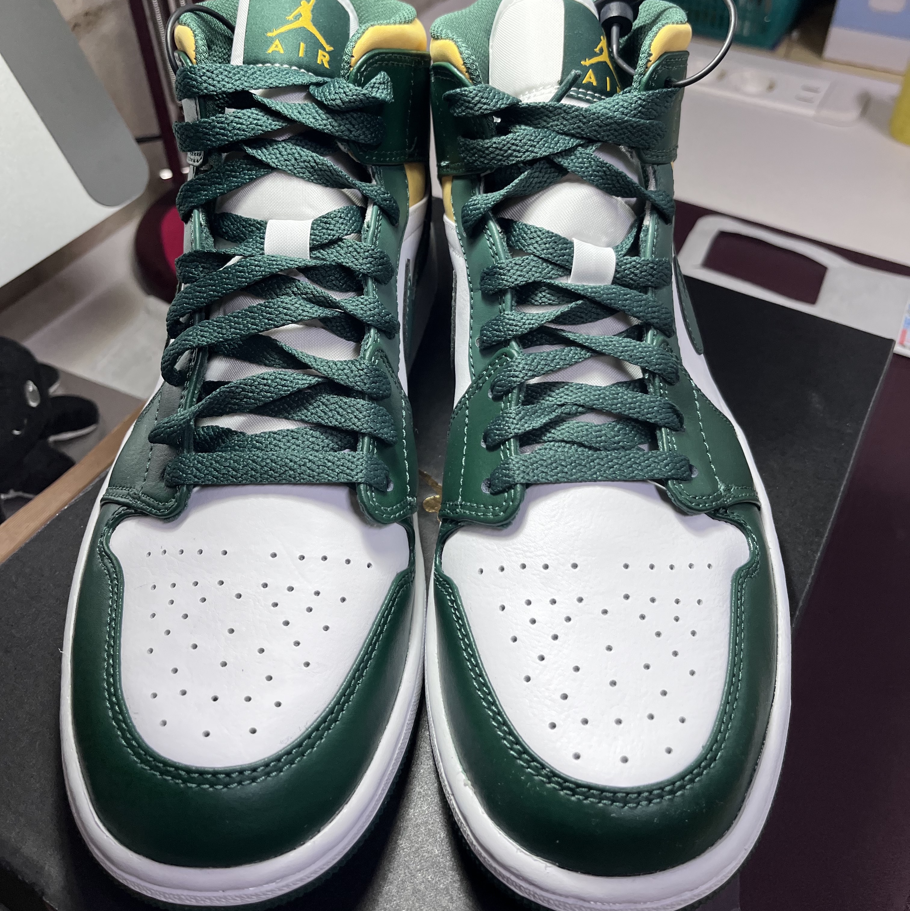 Jordan 1 Mid Sonics 2021 착용 스타일 - 1