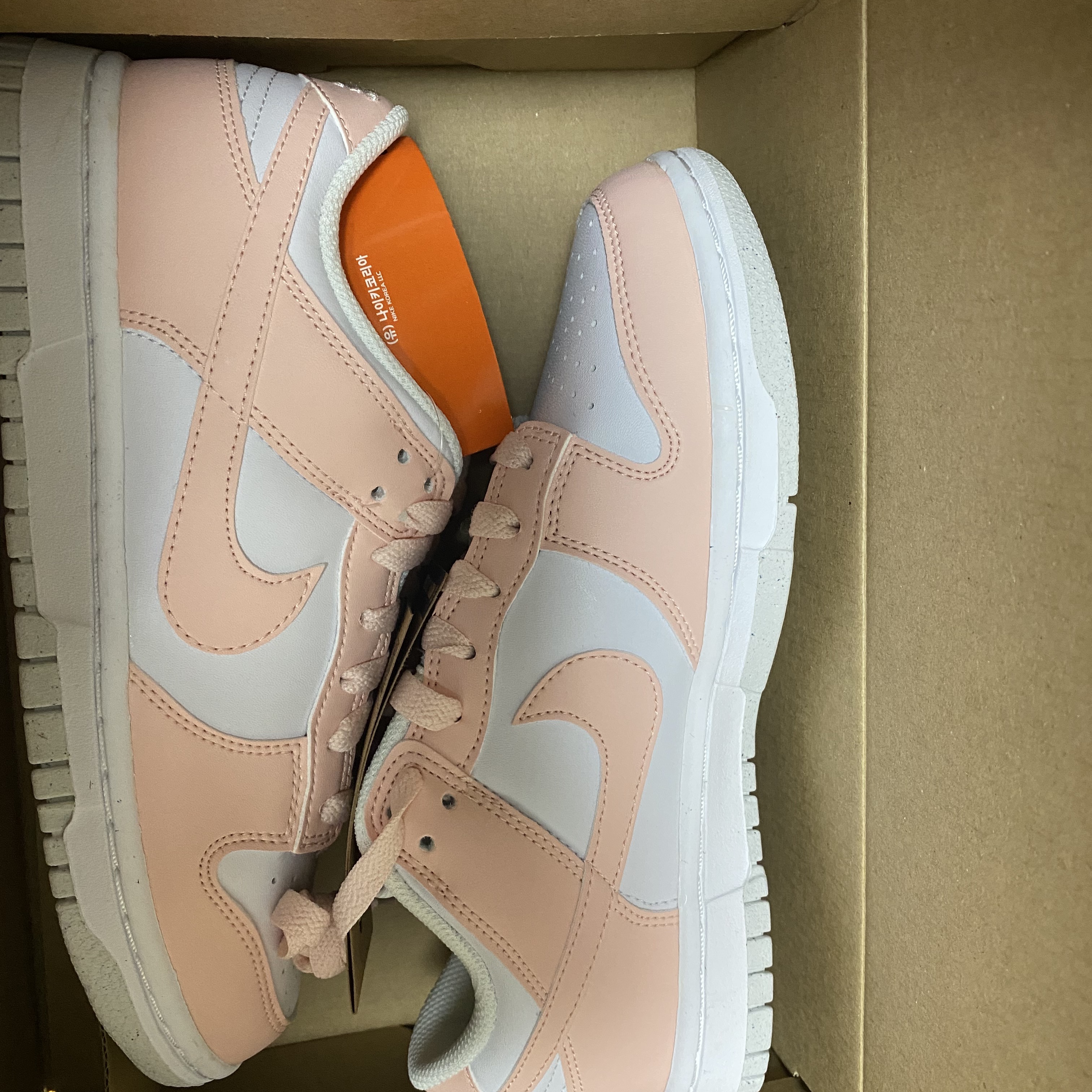 (W) Nike Dunk Low Next Nature Pale Coral 착용 스타일