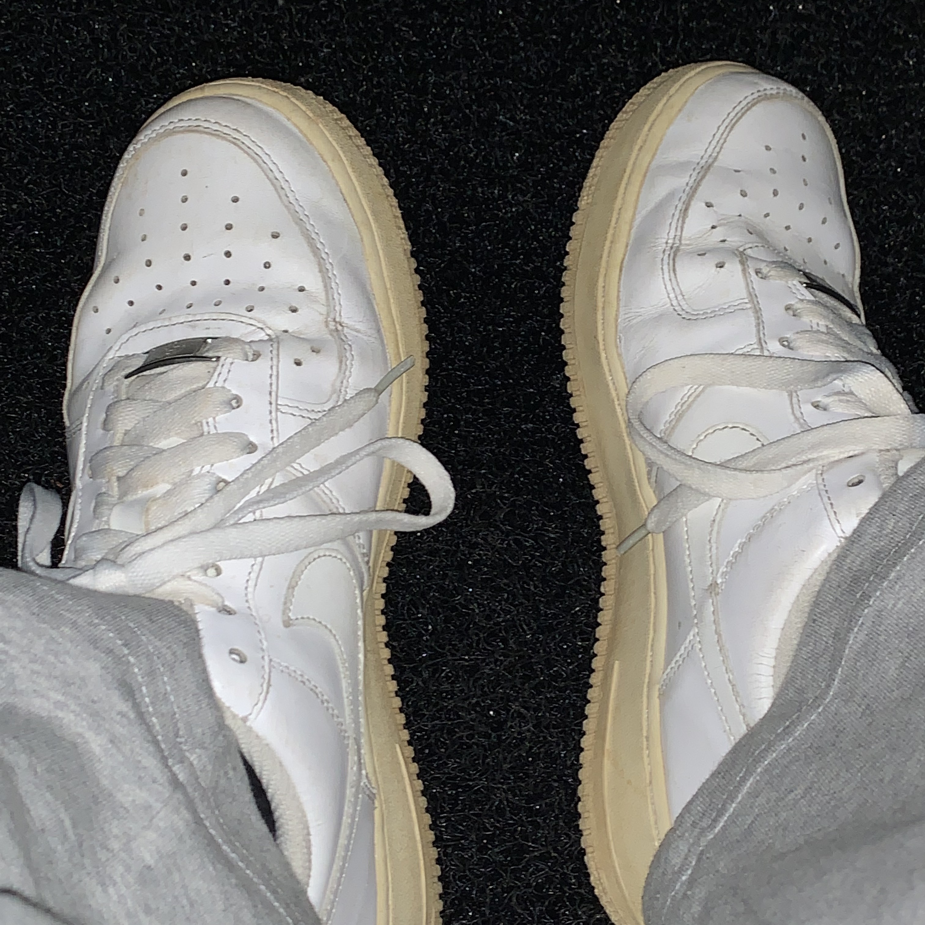Nike Air Force 1 '07 Low White 착용 스타일 - 1