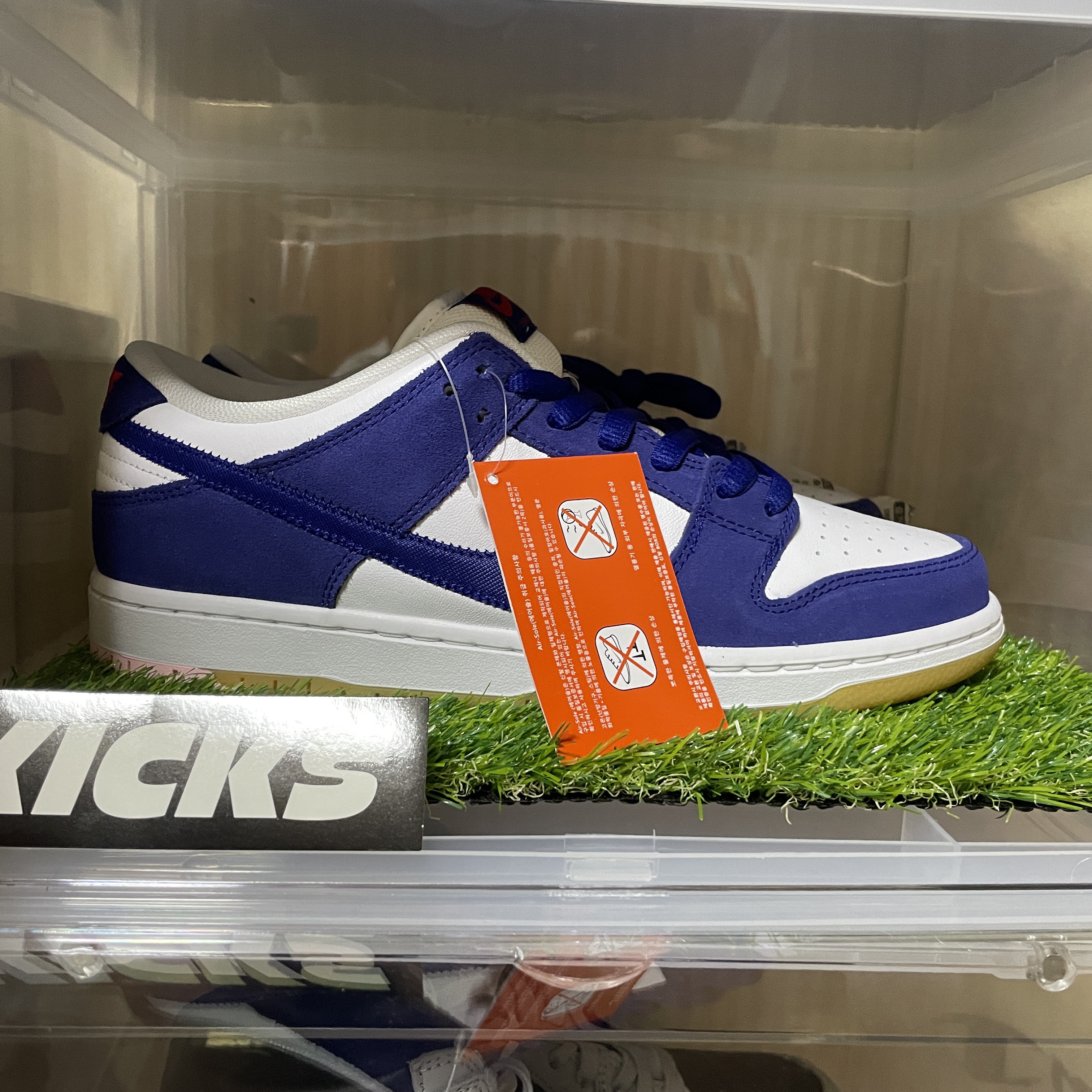 Nike SB Dunk Low Pro Premium Deep Royal Blue 착용 스타일