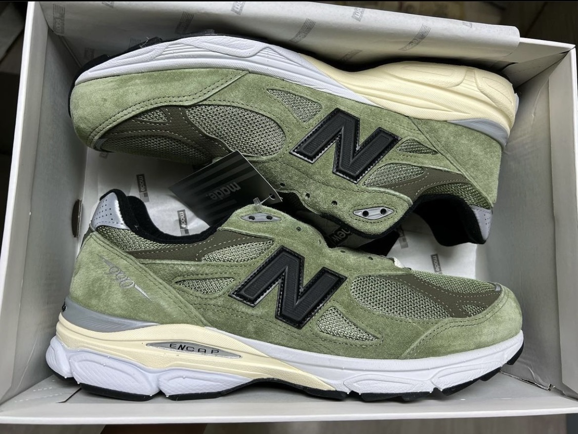 New Balance x JJJJound 990v3 Olive 착용 스타일