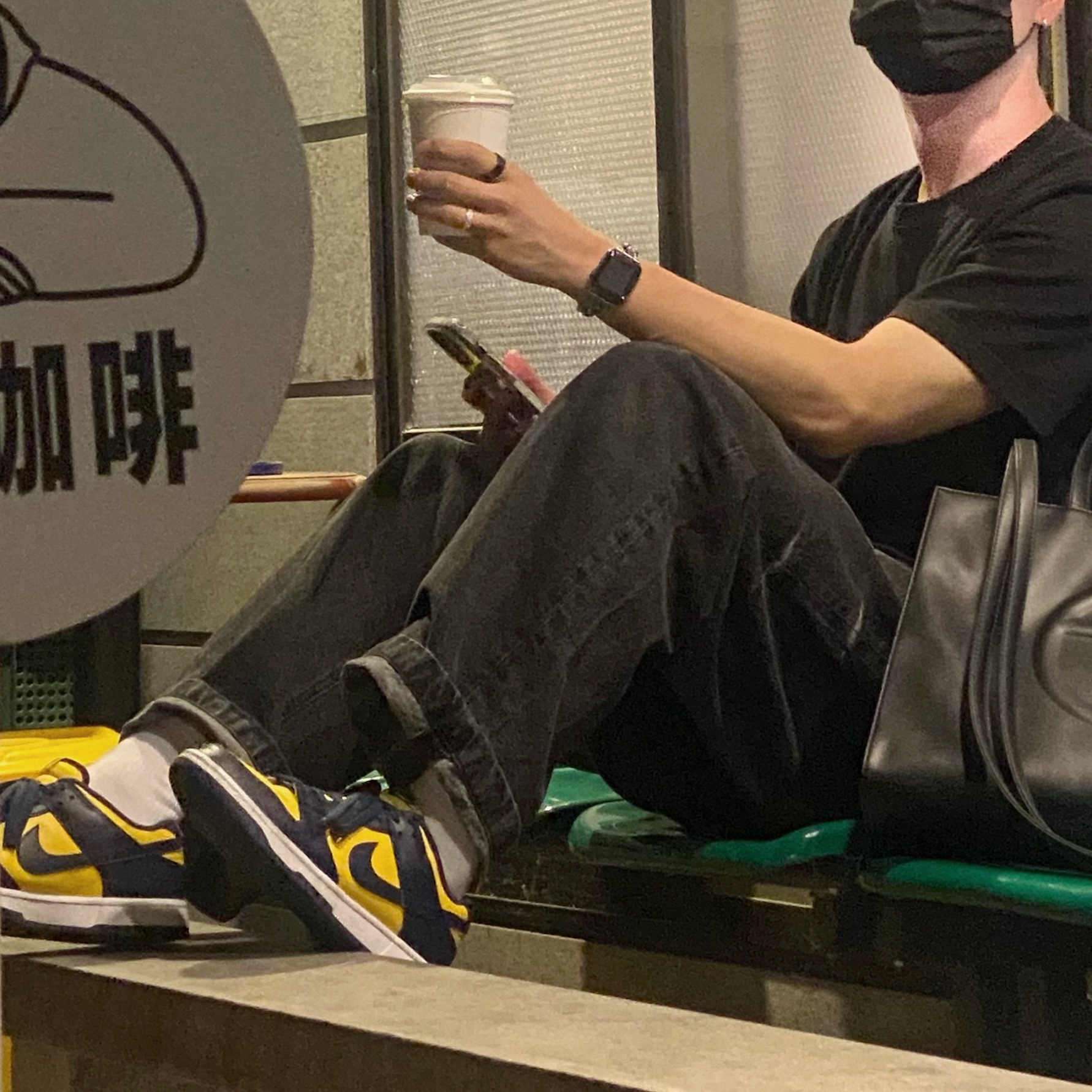Nike Dunk Low Retro Varsity Maize 착용 스타일