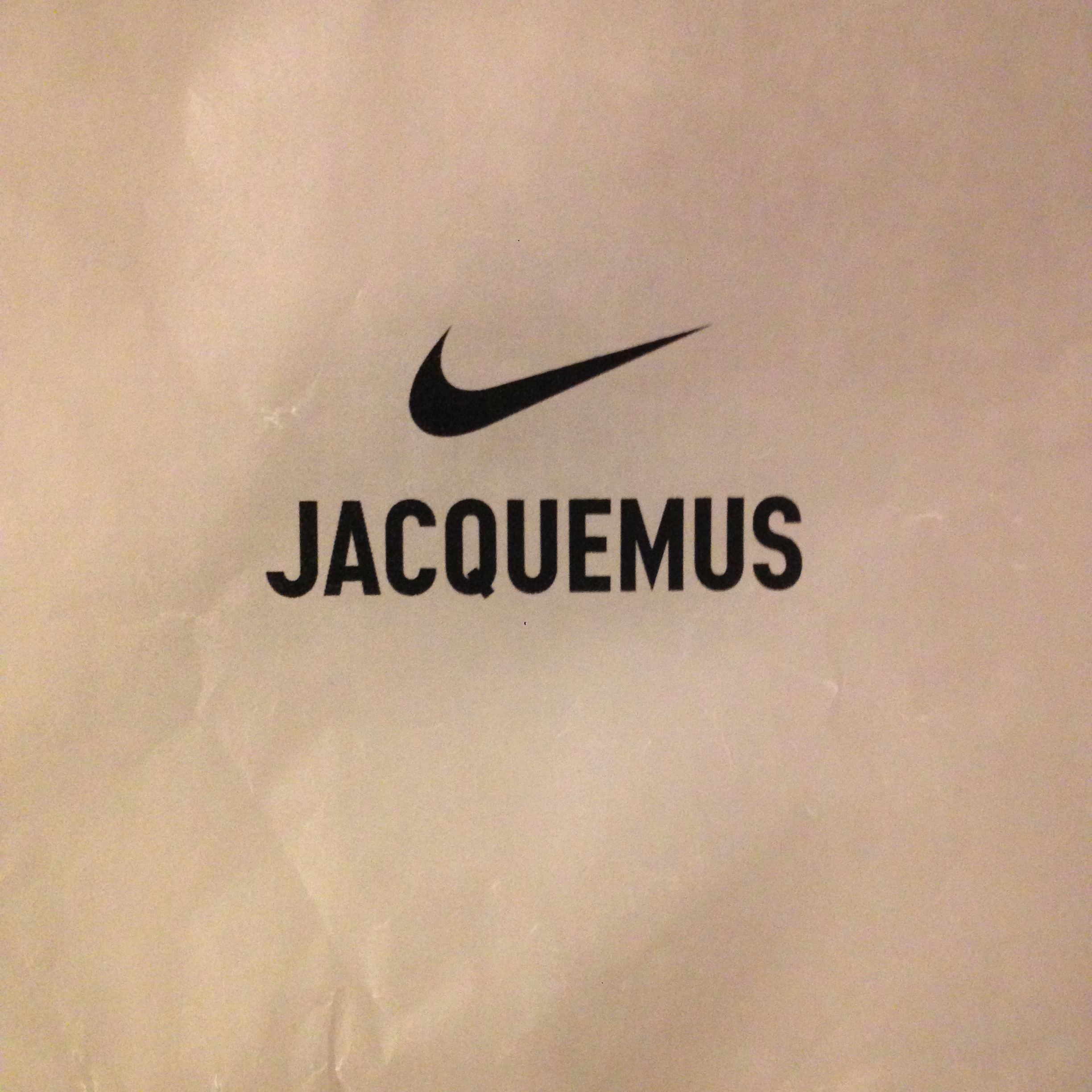 Nike x Jacquemus Air Humara LX Ale Brown and Gold 착용 스타일 - 3