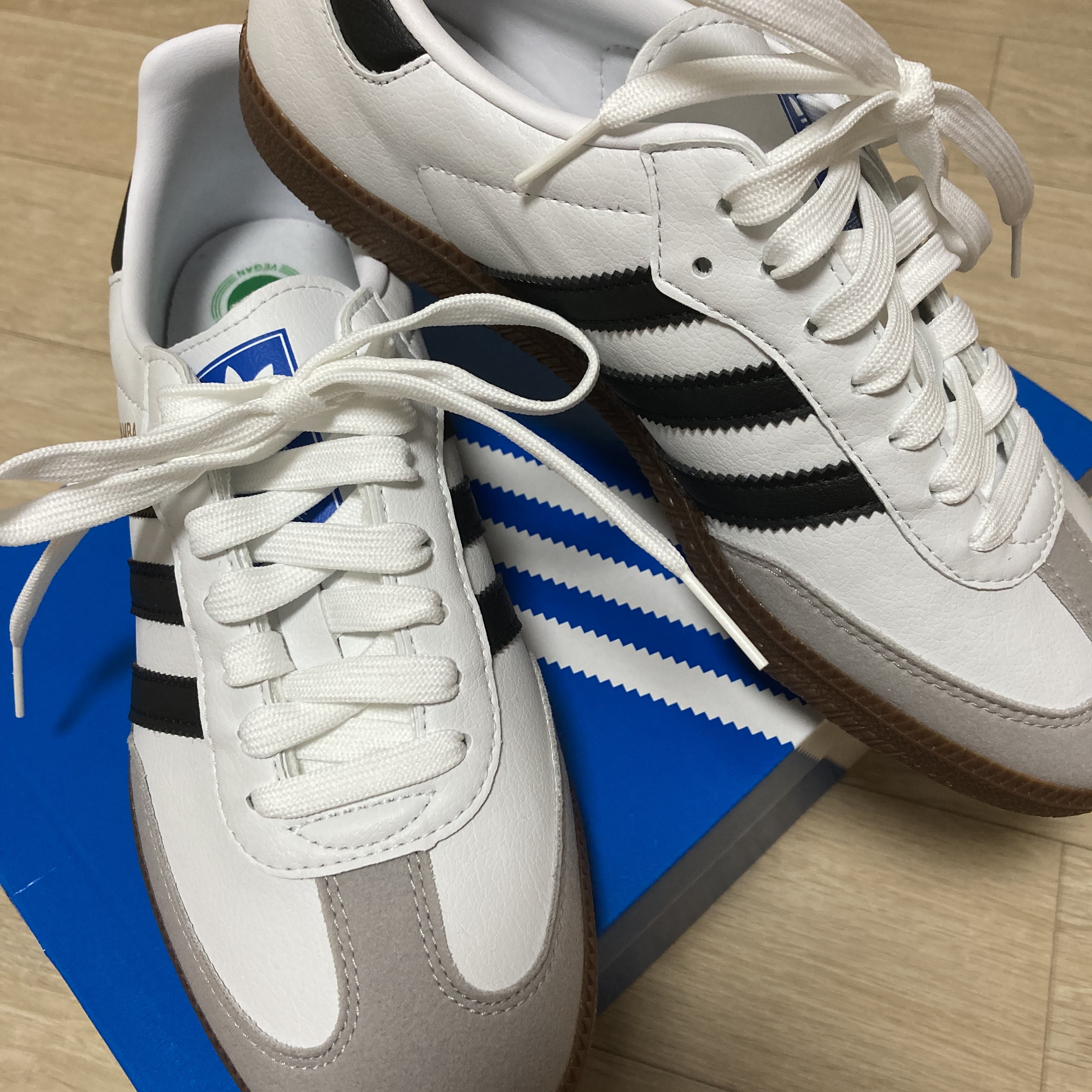 Adidas Samba Vegan White Black 착용 스타일