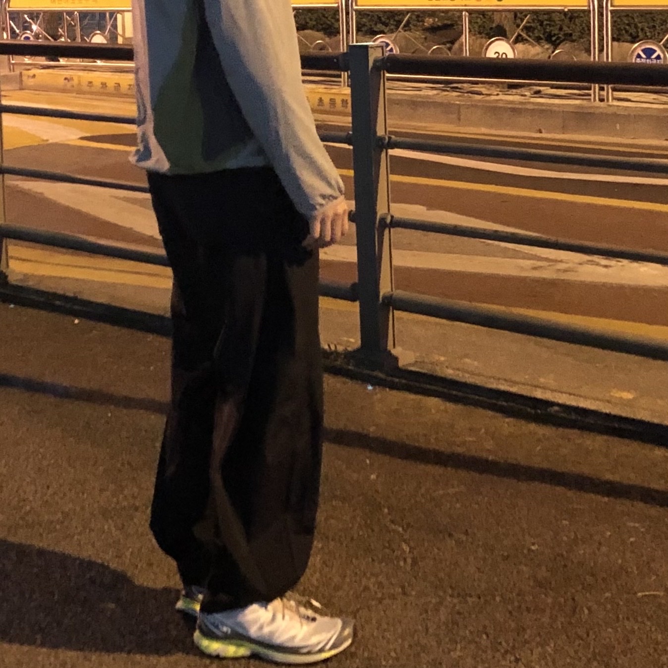 Salomon XT-6 ADV Lunar Rock, Sansan Gear Side Snap Pants Black 착용 스타일