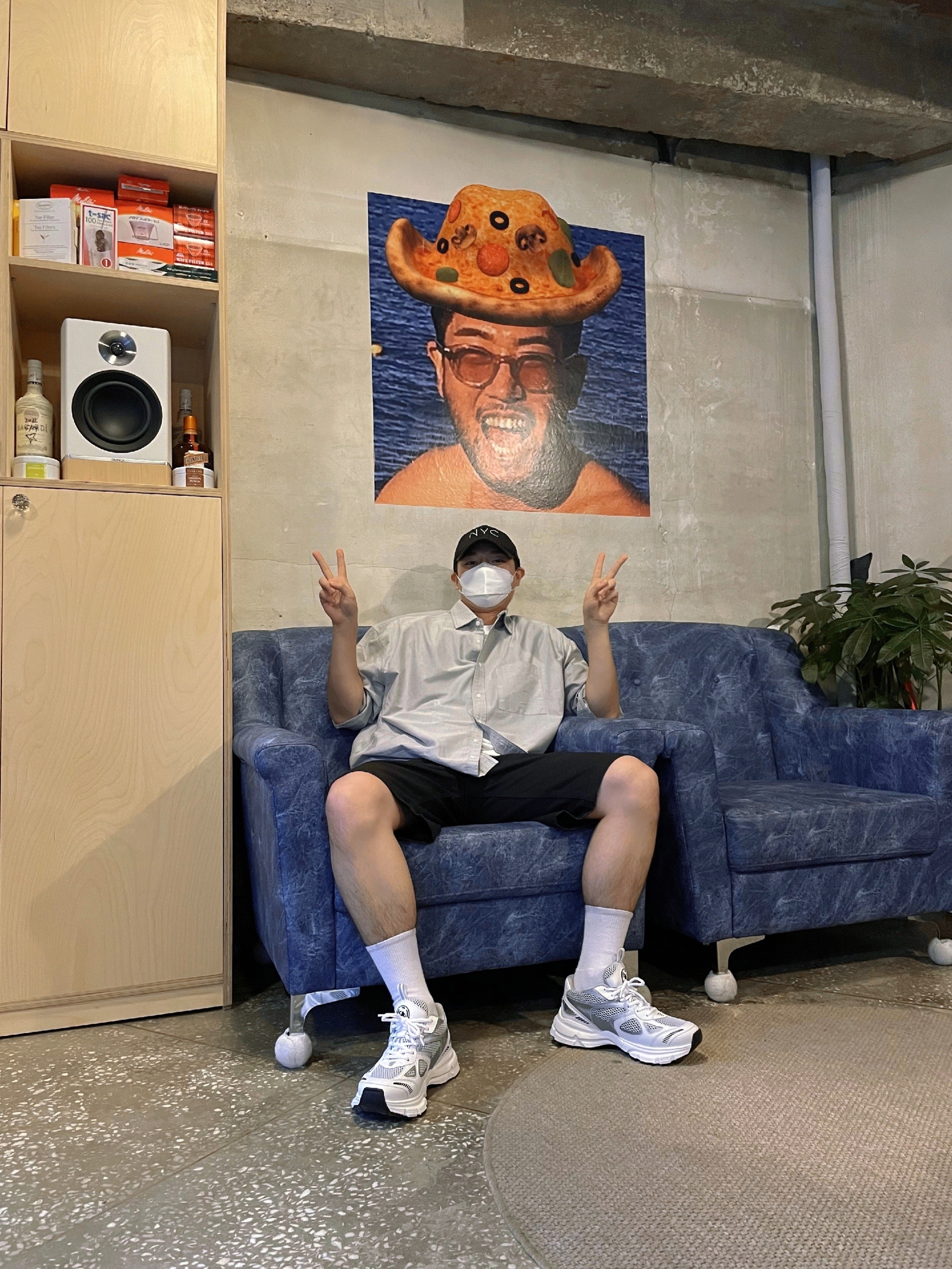 Axel Arigato Marathon Runner White Silver, New Balance x Thisisneverthat 1906R 2022 Downtown Run 착용 스타일 - 2