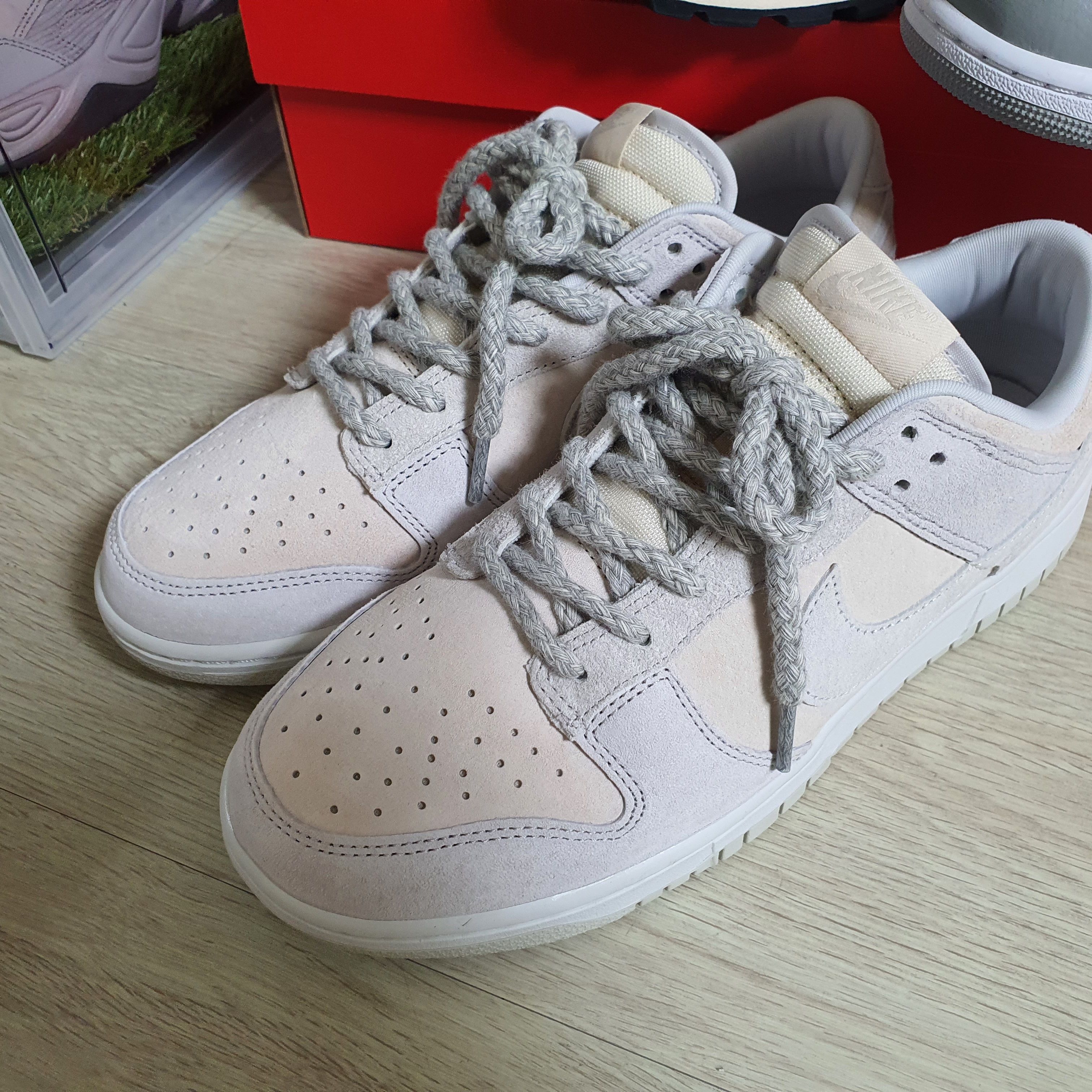 Nike Dunk Low Retro PRM Vast Grey 착용 스타일