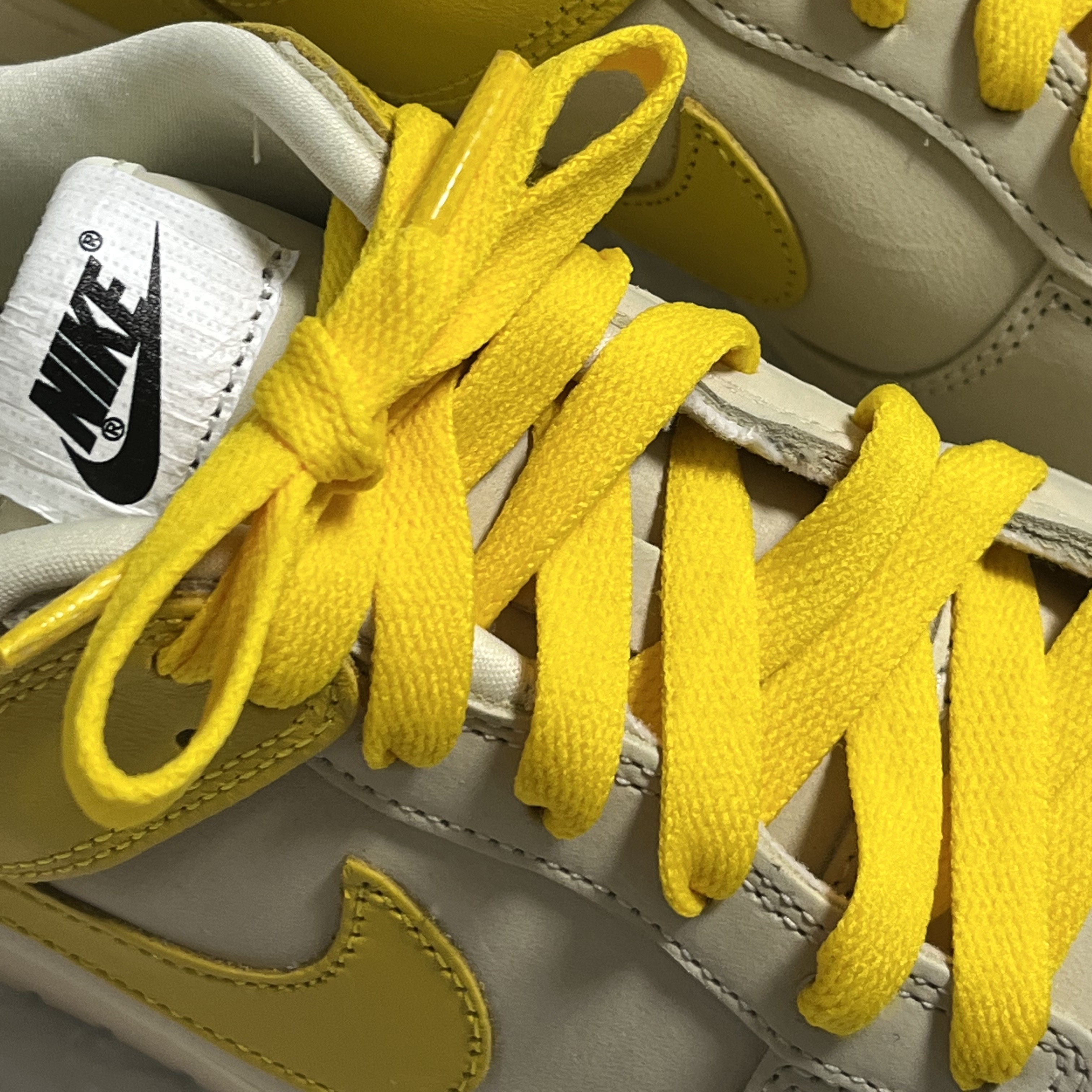 (W) Nike Dunk Low LX Banana 착용 스타일 - 1
