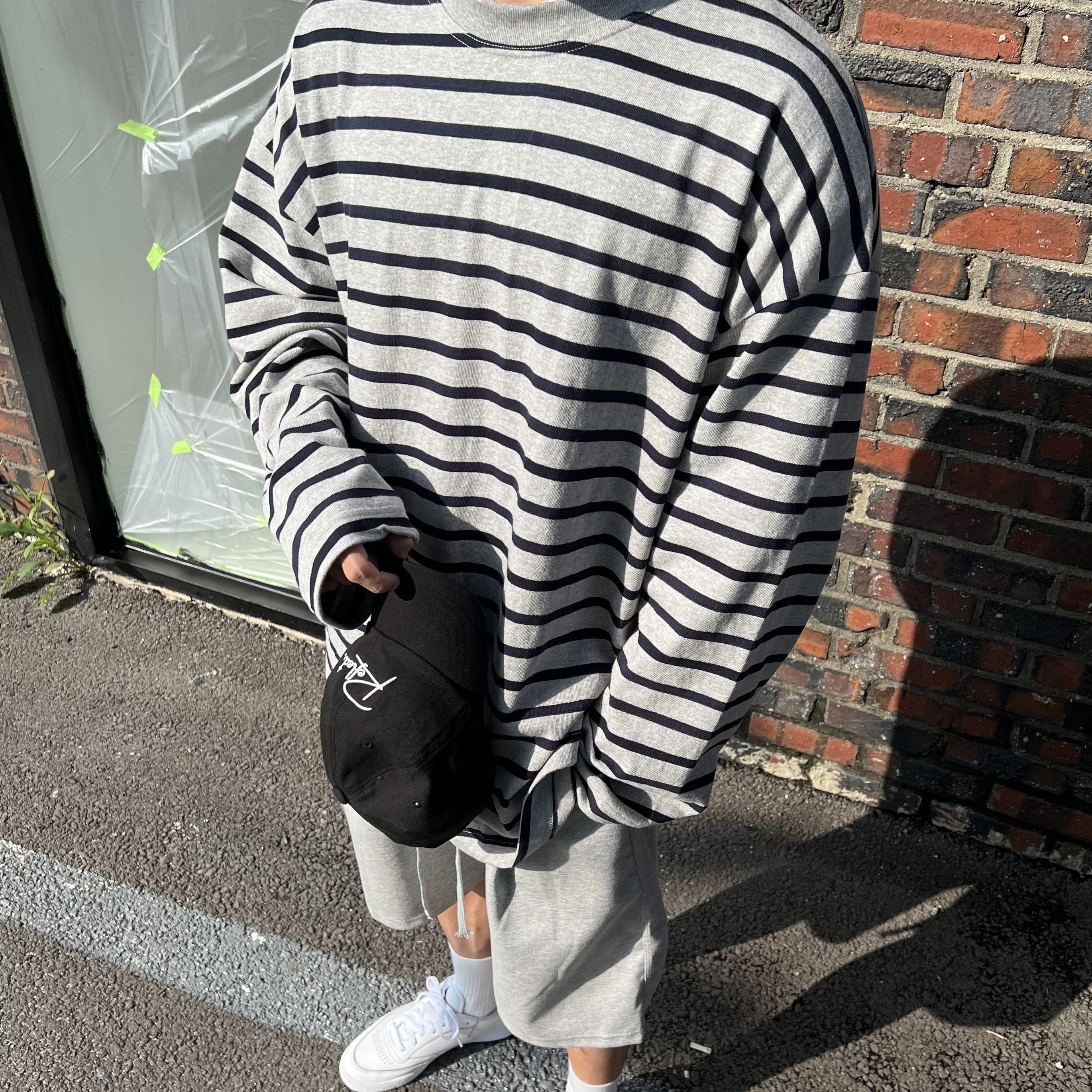 Reebok x Maison Margiela Club C TL White 착용 스타일 - 2
