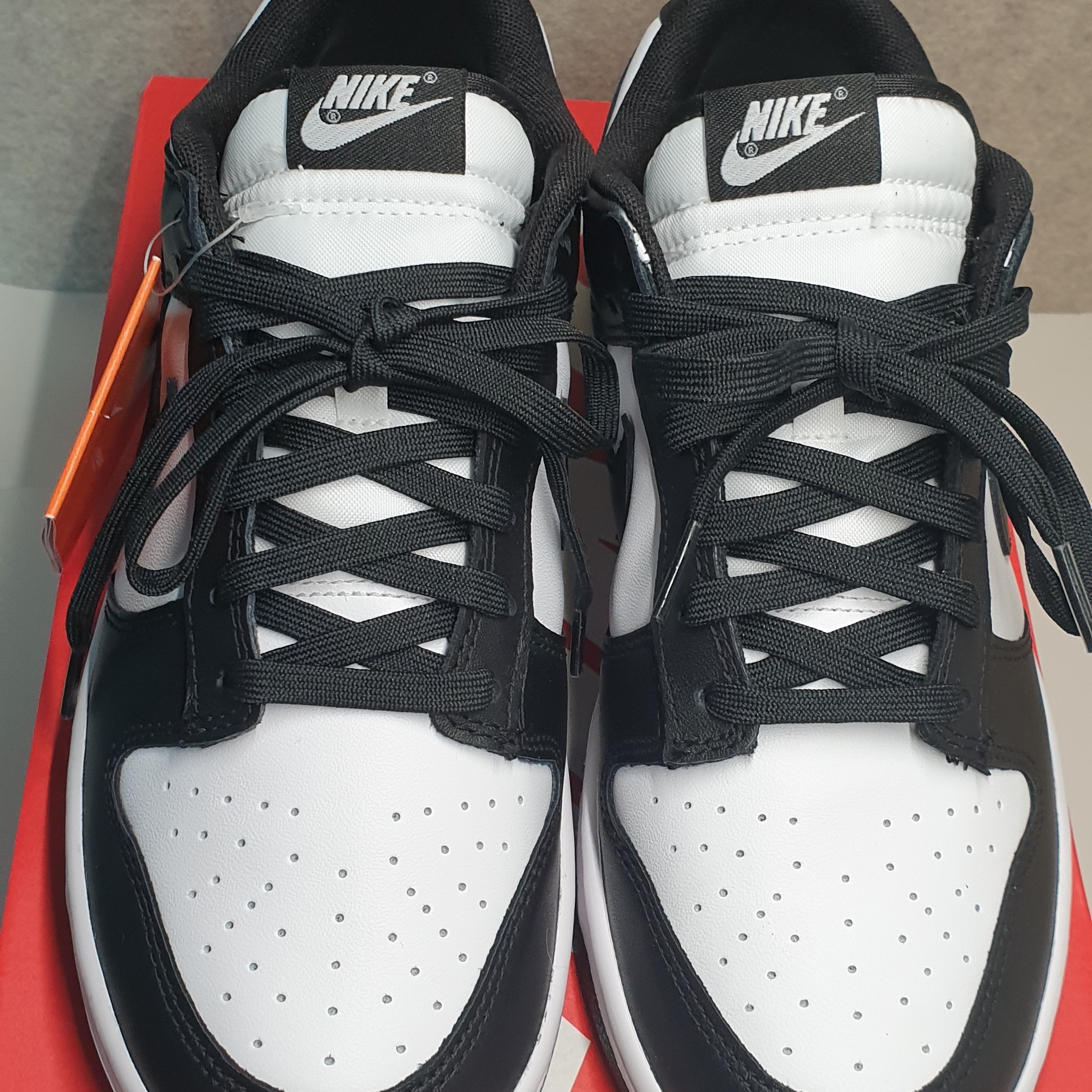 Nike Dunk Low Retro Black 착용 스타일
