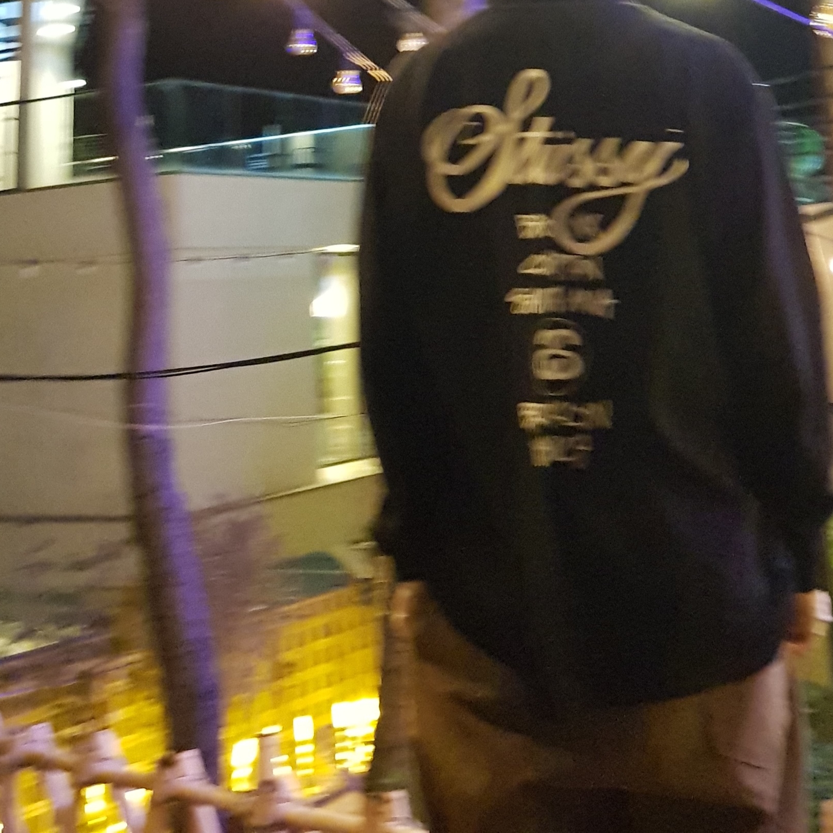Stussy World Tour LS T-Shirt Black 착용 스타일