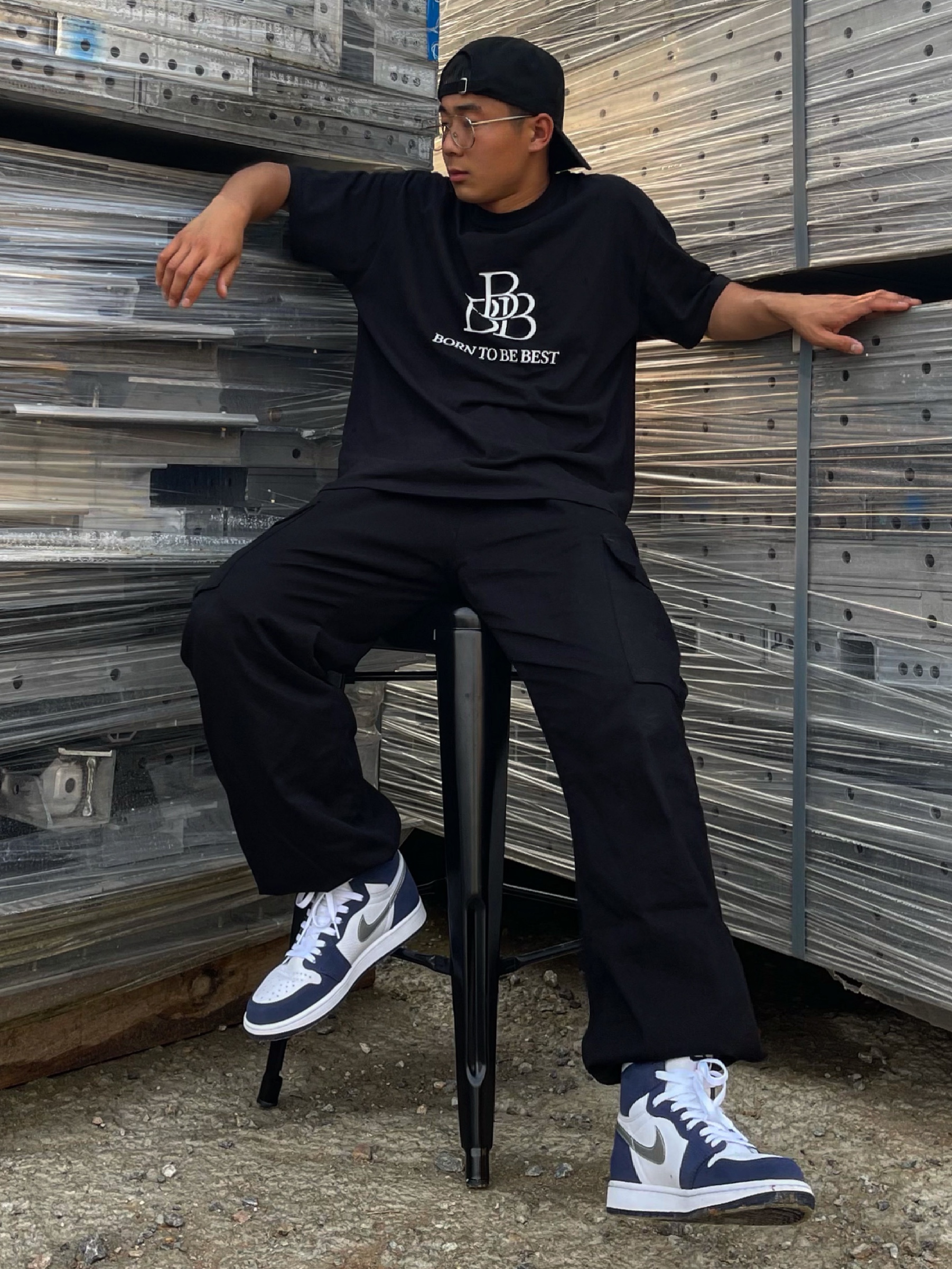 Jordan 1 Retro High OG CO.JP Midnight Navy 착용 스타일