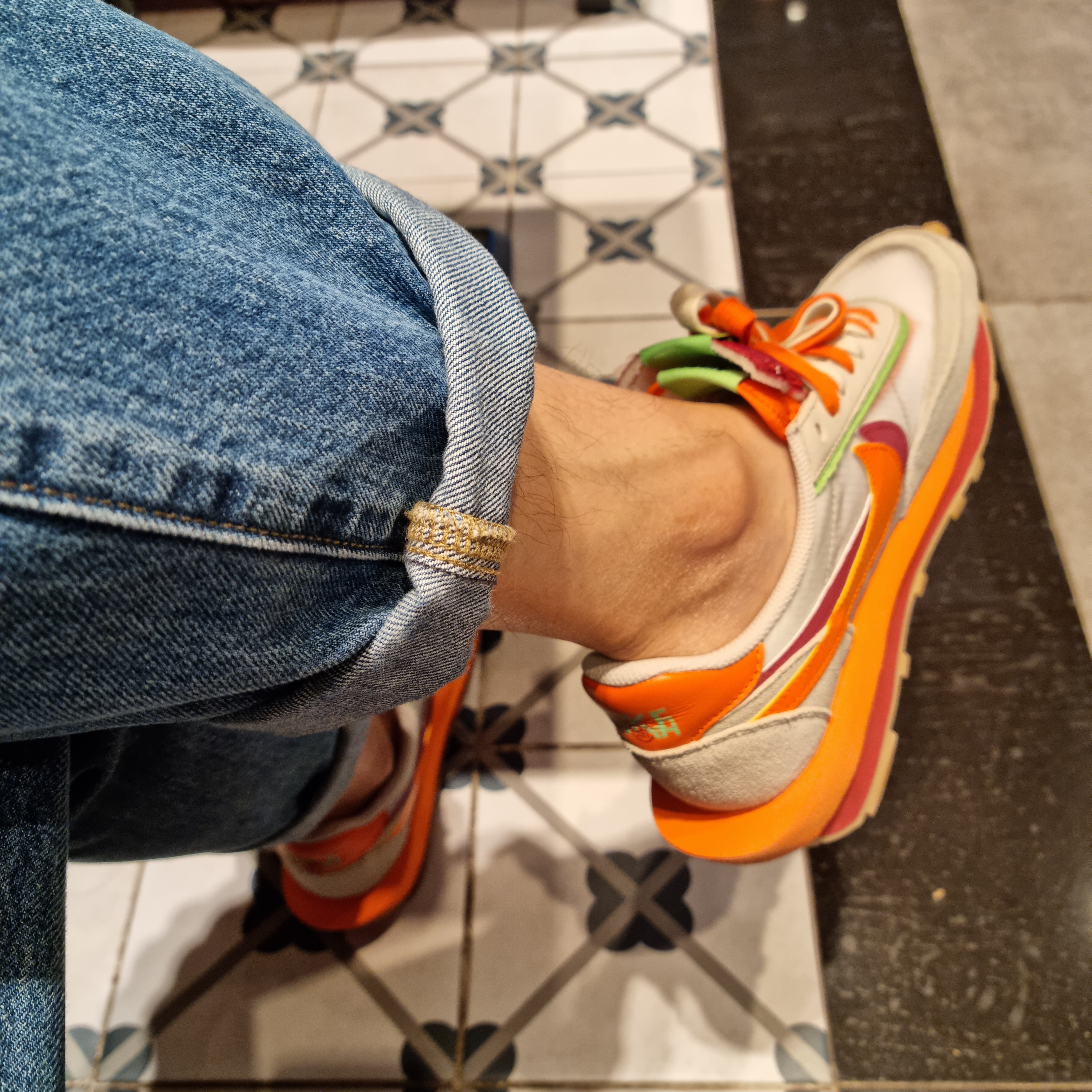 Nike x Sacai x Clot LDWaffle Orange Blaze 착용 스타일