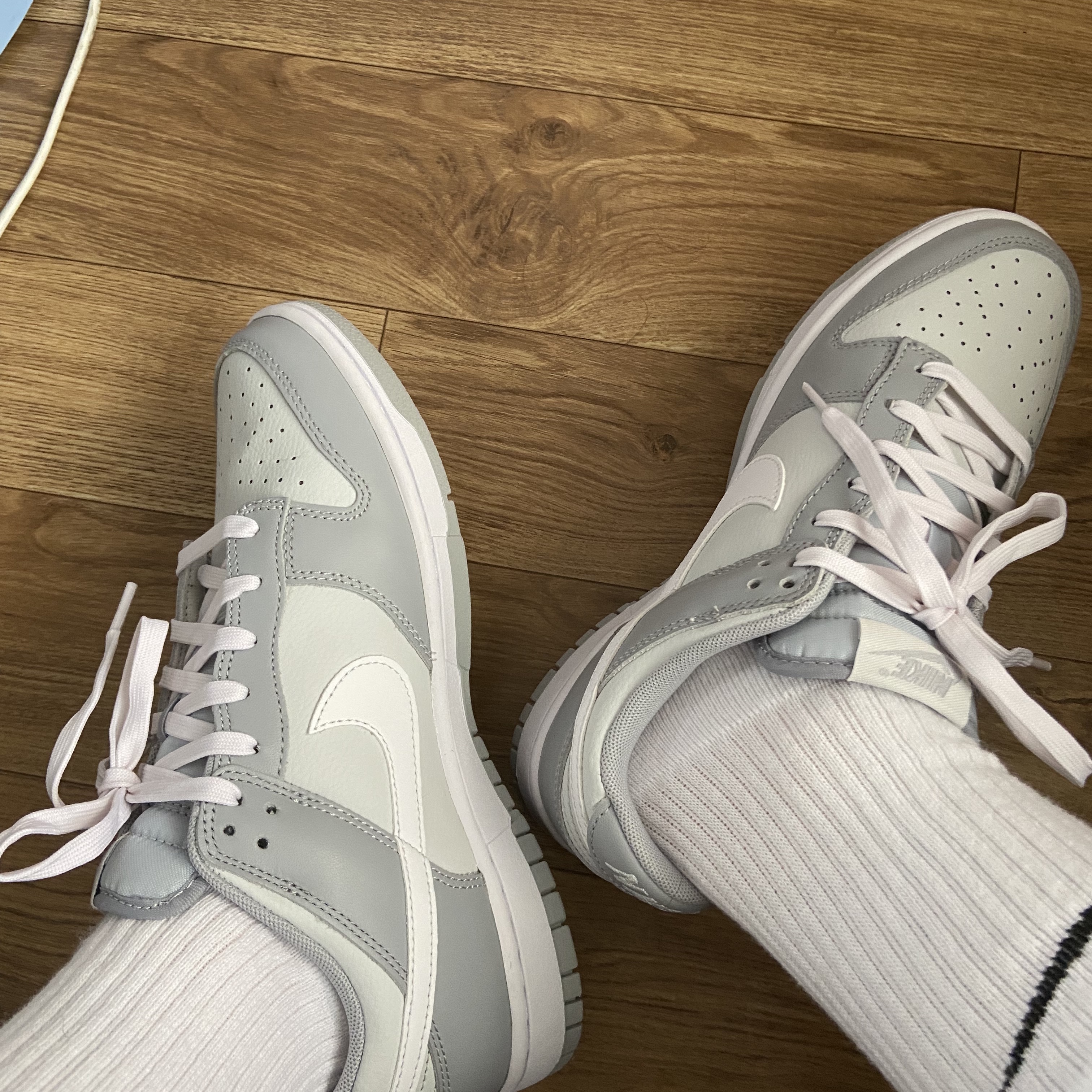 Nike Dunk Low Retro Wolf Grey 착용 스타일