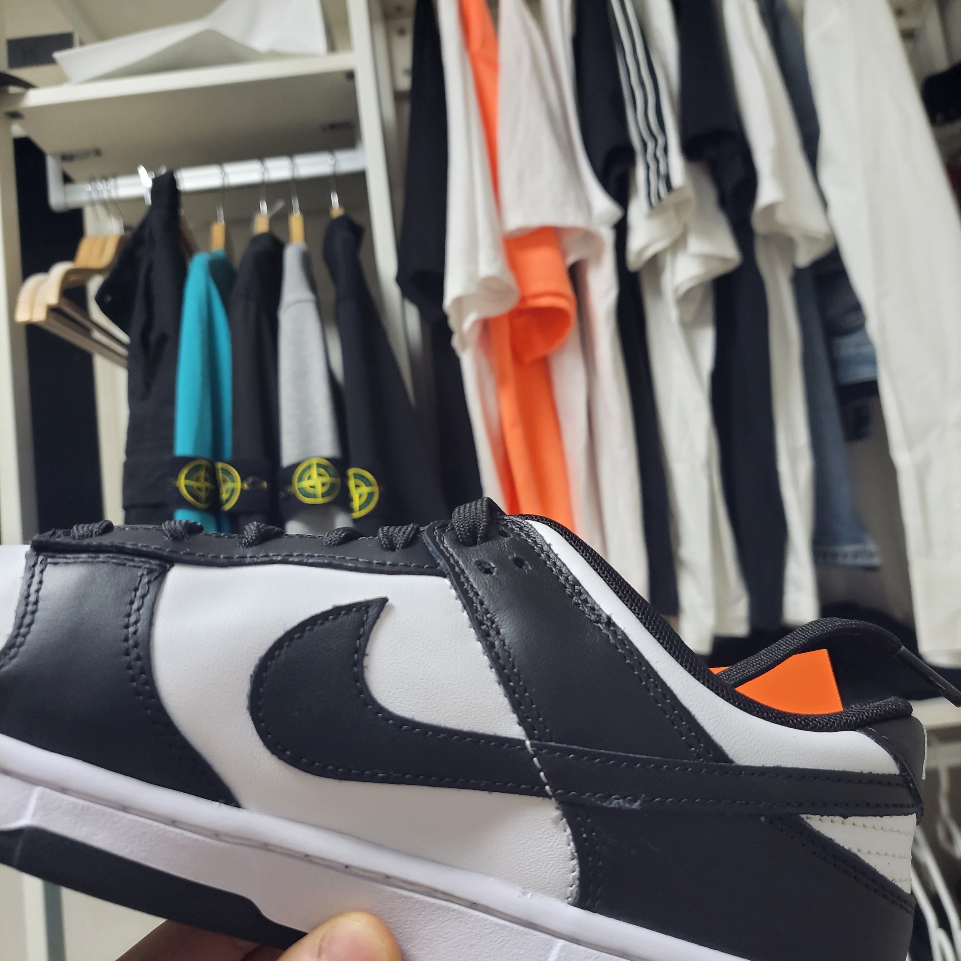 Nike Dunk Low Retro Black 착용 스타일