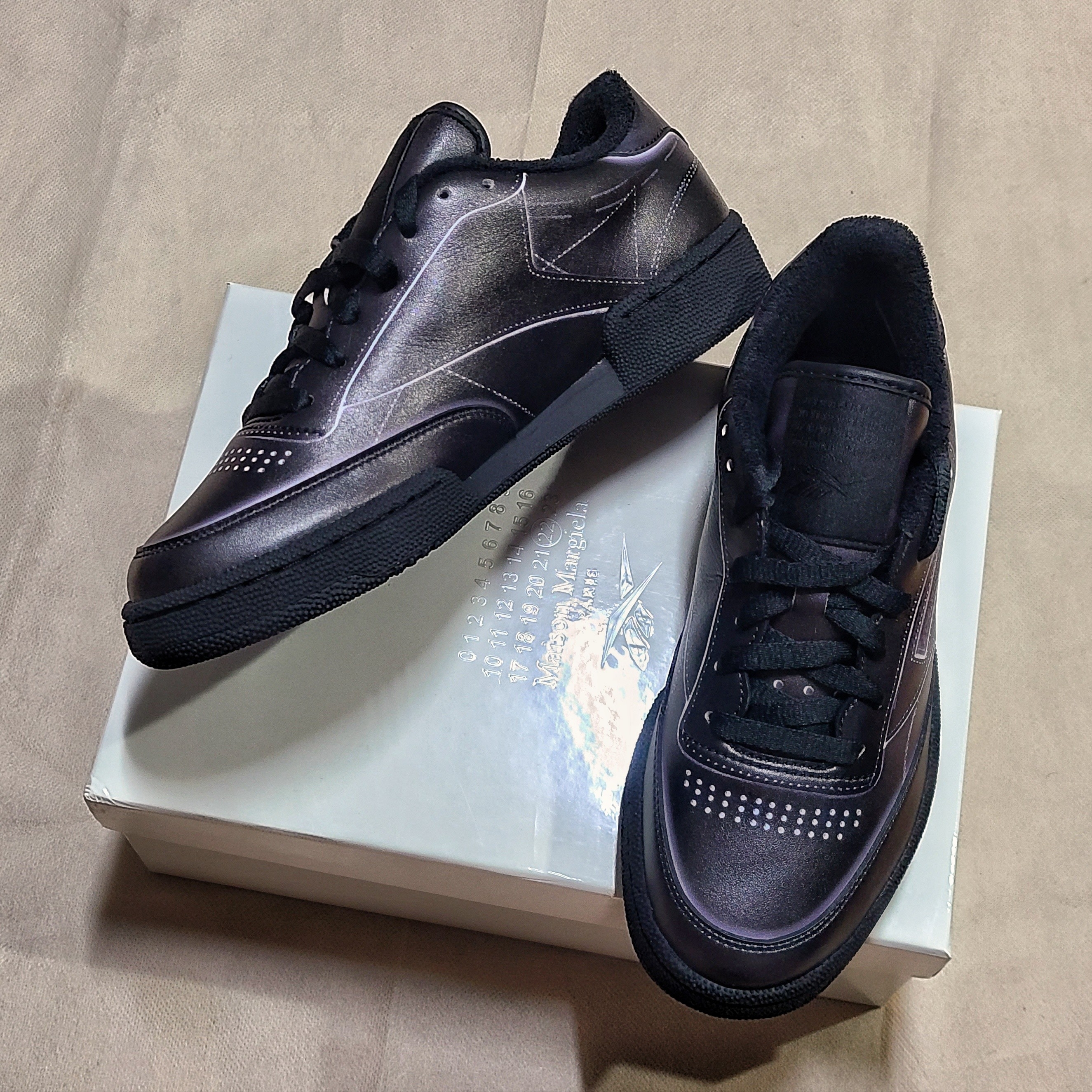 Reebok x Maison Margiela Club C TL Black 착용 스타일