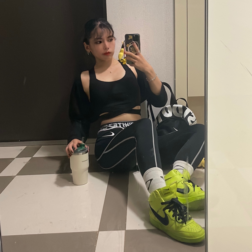 KREAM 프로필 이미지