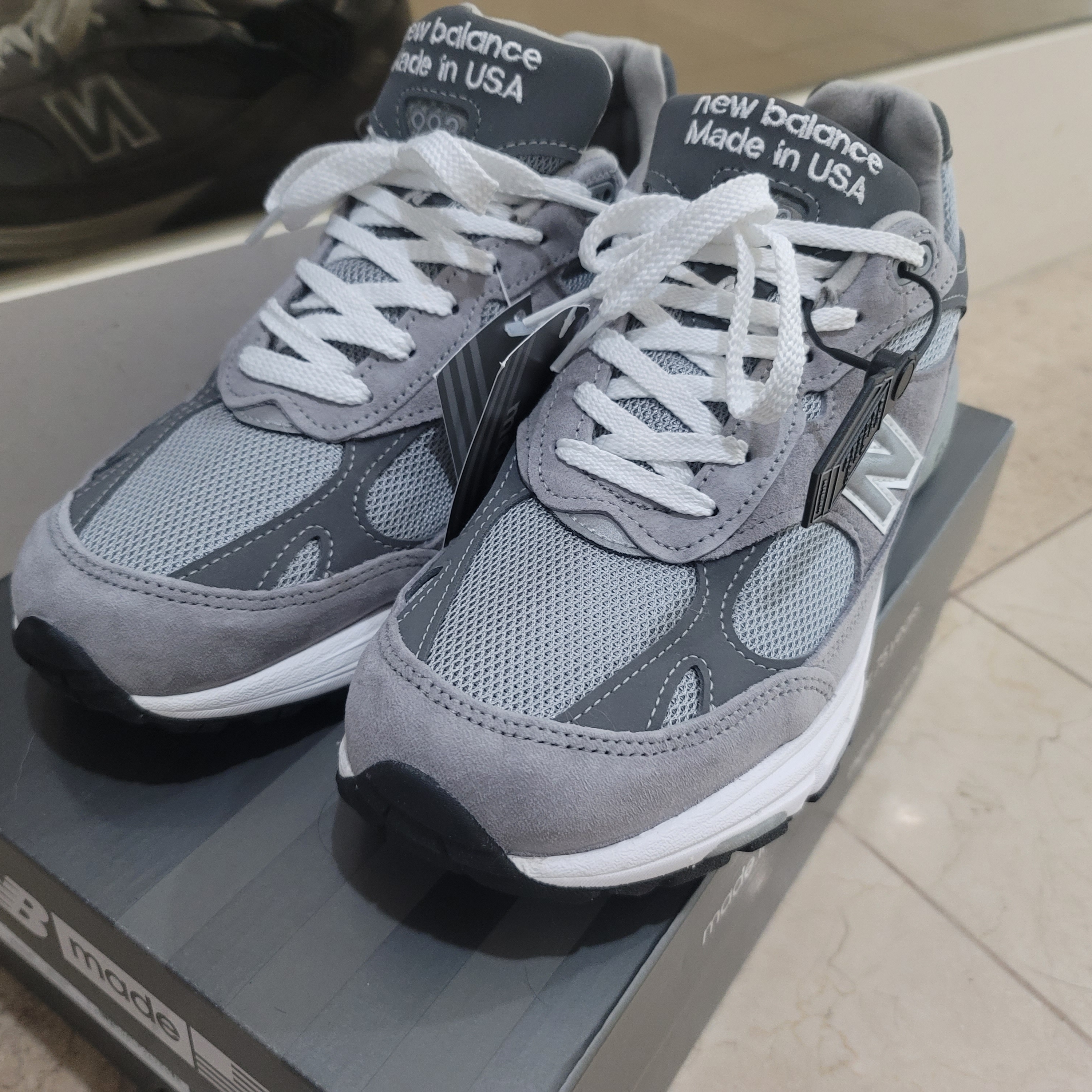 New Balance 993 Made in USA Grey - D Standard 착용 스타일 - 2