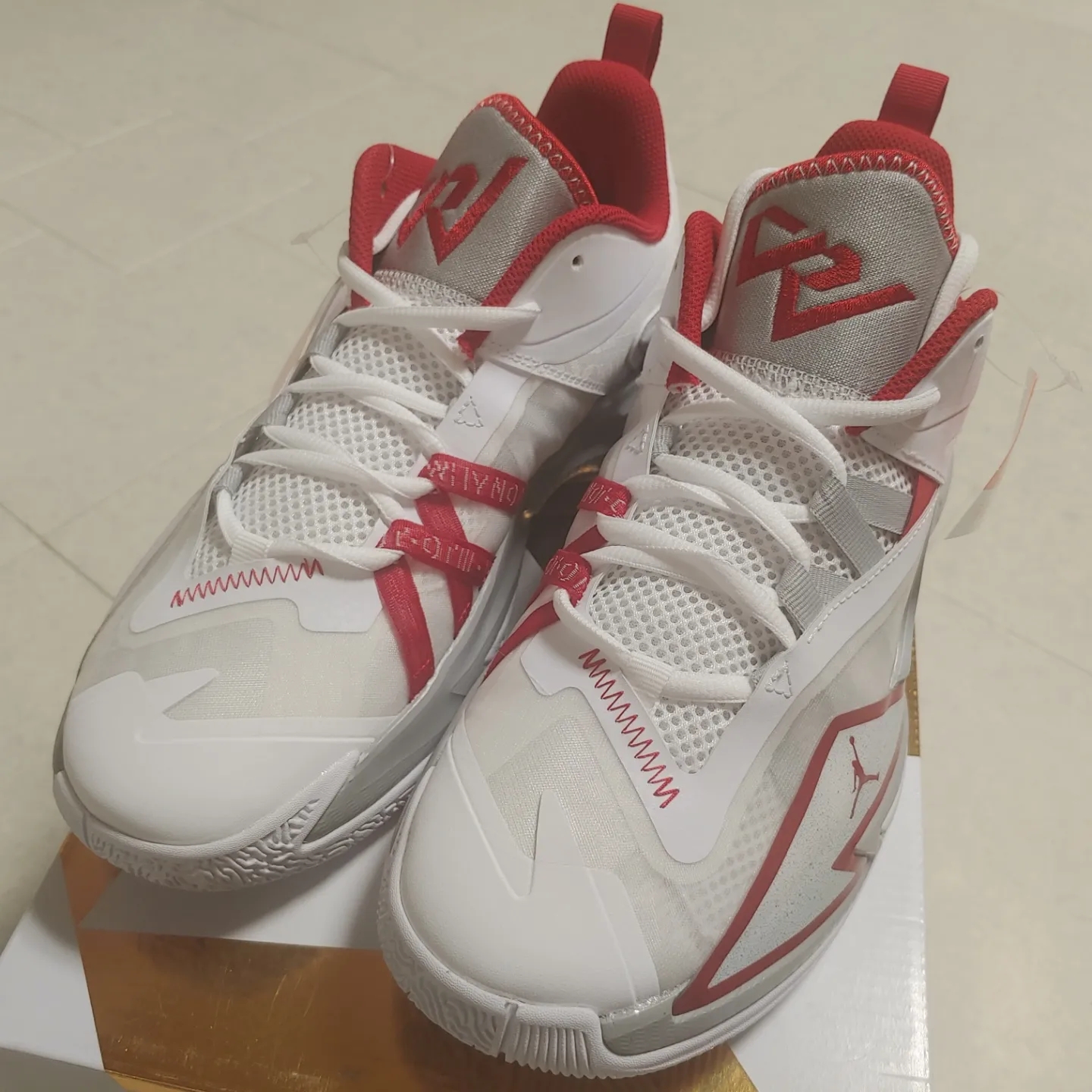 Jordan One Take 3 PF White Gym Red 착용 스타일