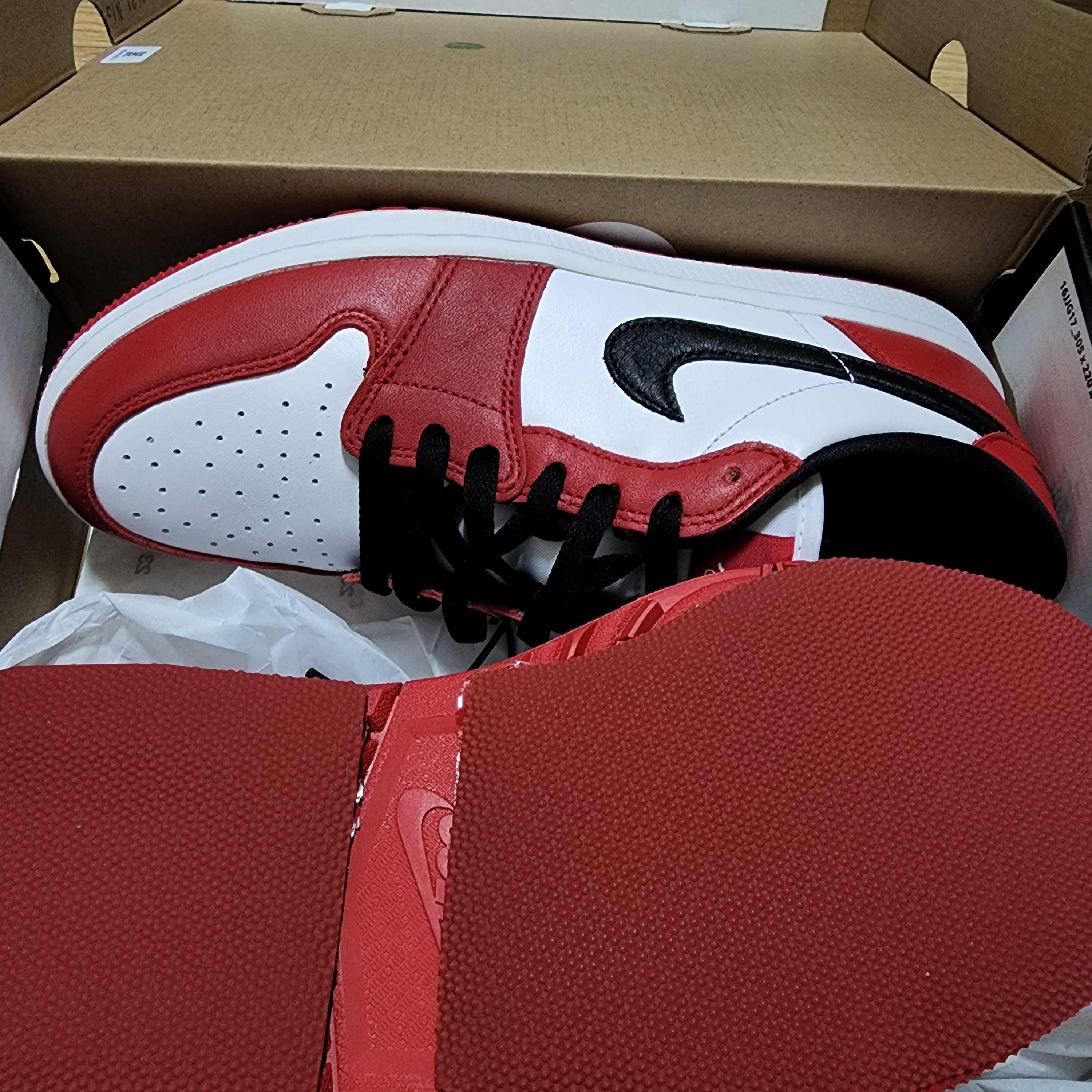 Jordan 1 Low Golf Chicago 착용 스타일