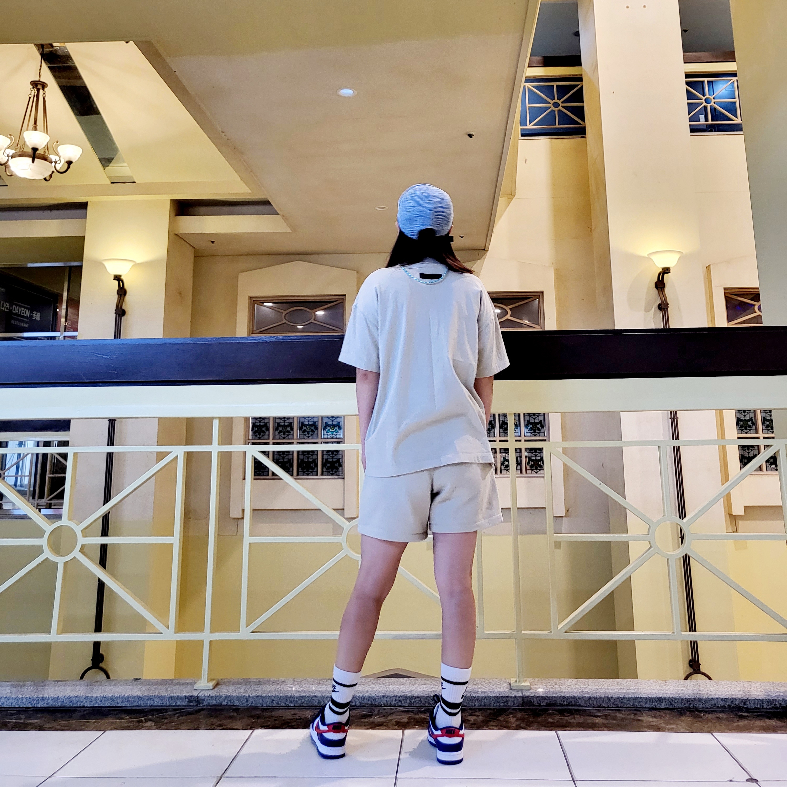 Supreme Circles Jacquard Denim Camp Cap Blue - 21FW, (Kids) Essentials 1977 Shorts Wheat - 22SS 착용 스타일 - 2